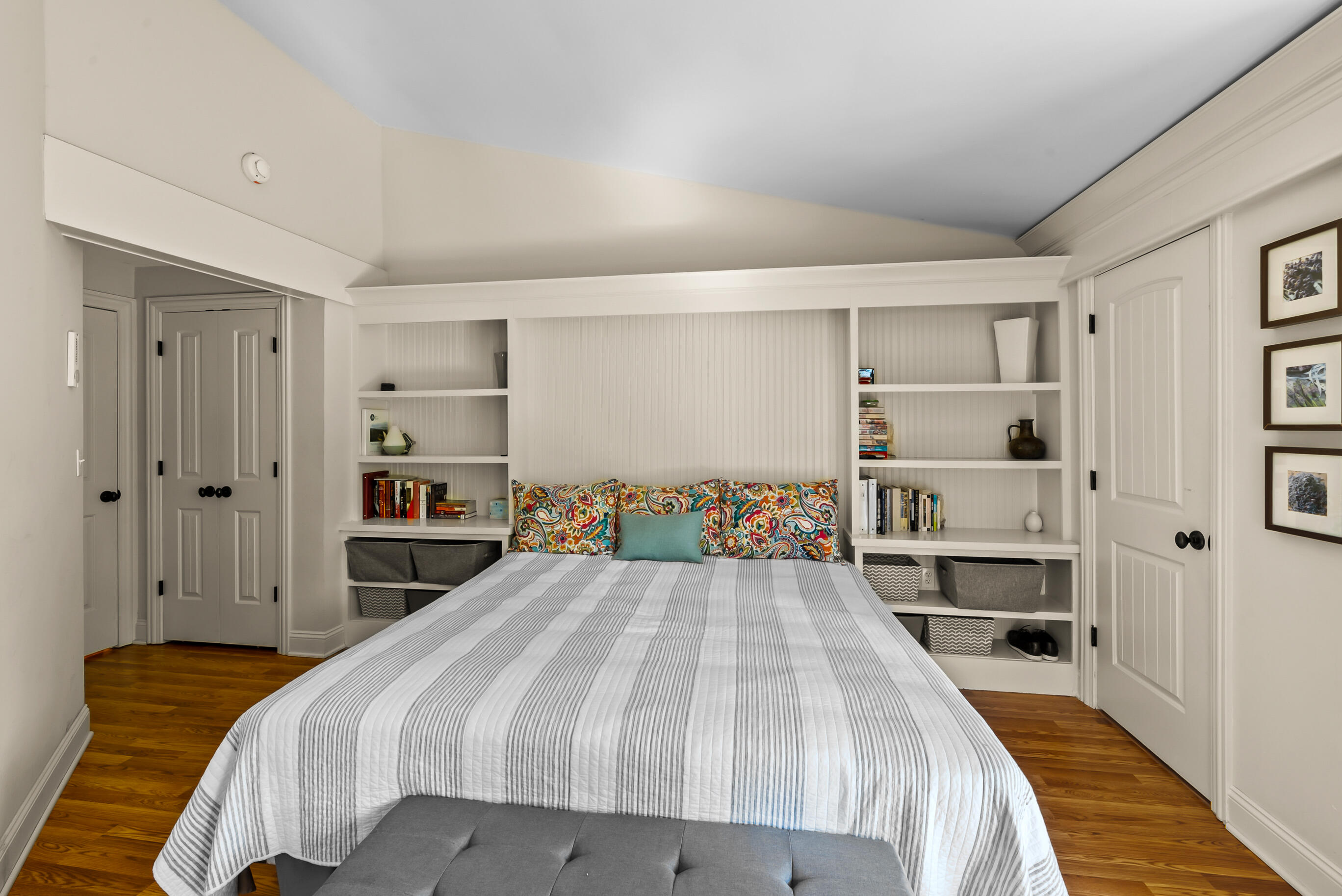 403 Deerpath W - F