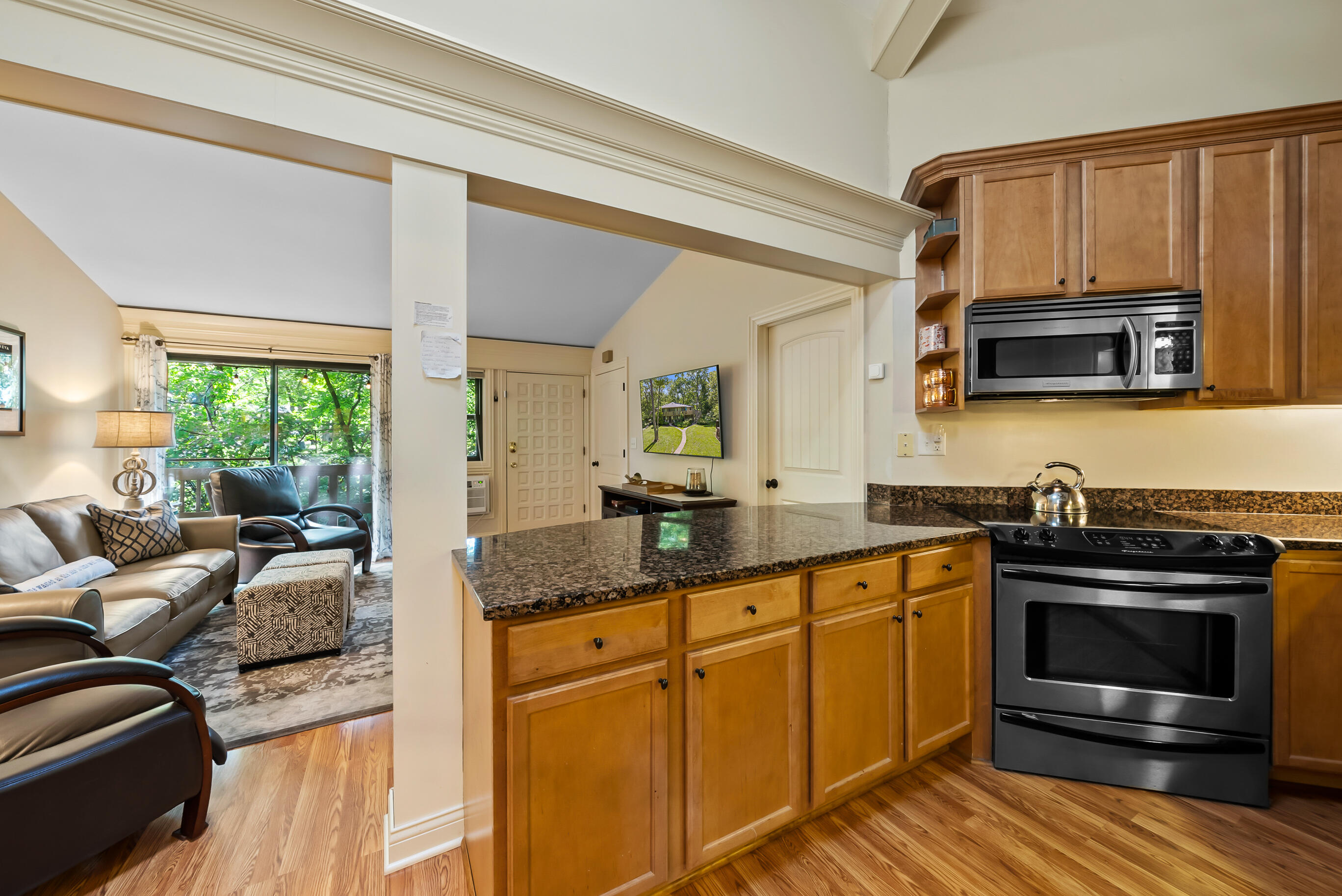 403 Deerpath W - F