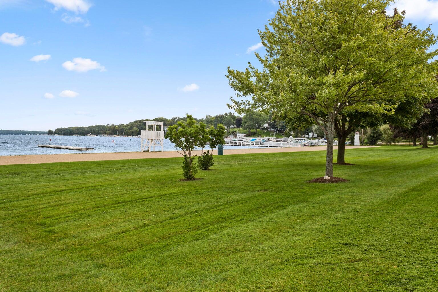 678 S Lakeshore Dr