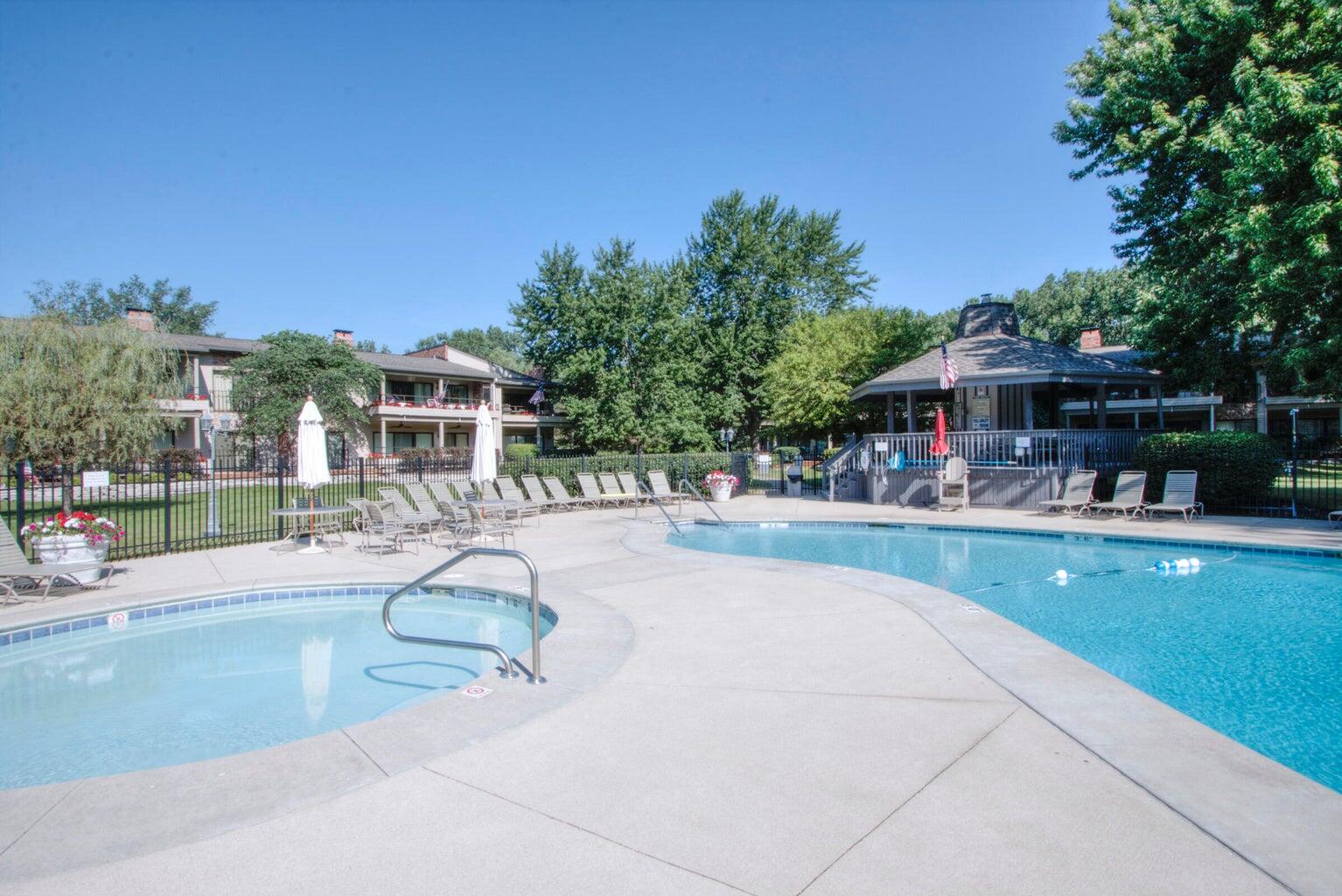 30 Abbey Villa Cir C