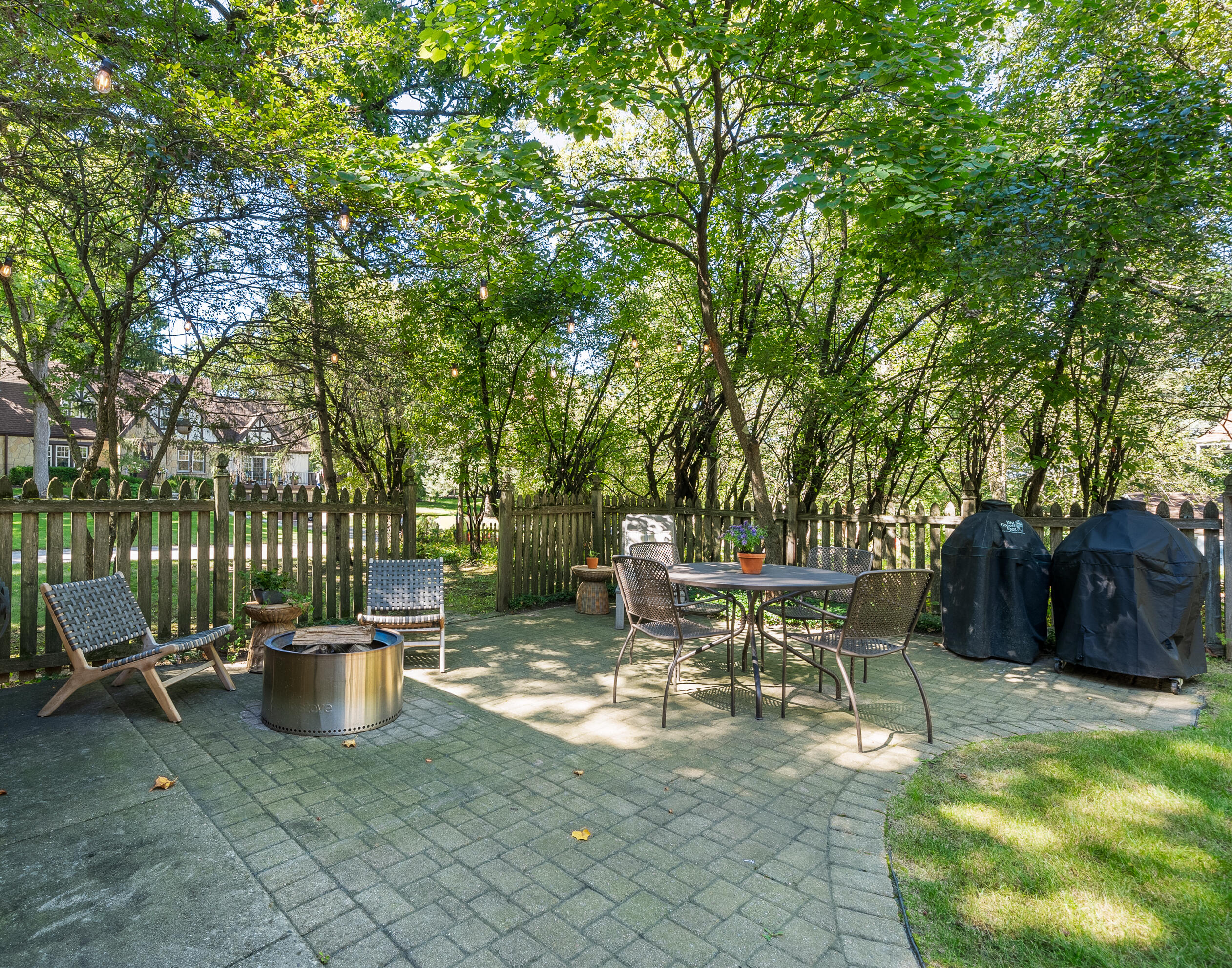 784 Arrowhead Dr