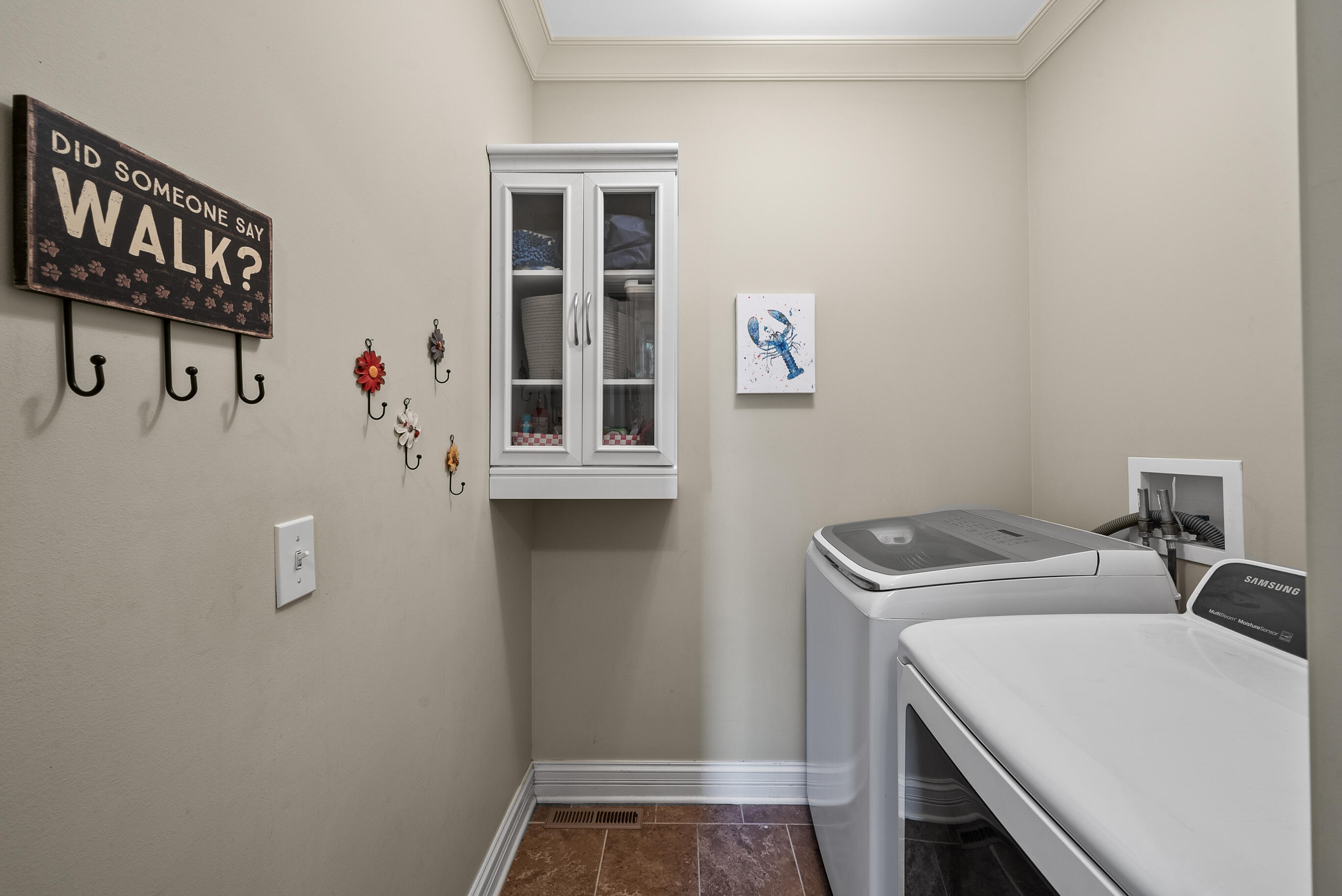 658 Baker St