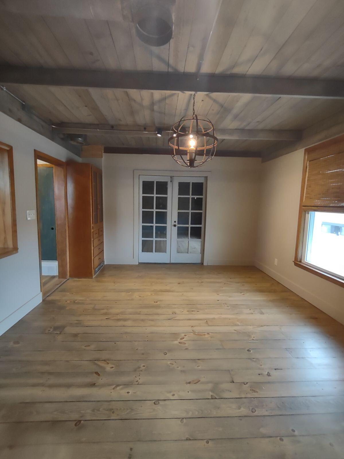 106 1/2 Kenosha St