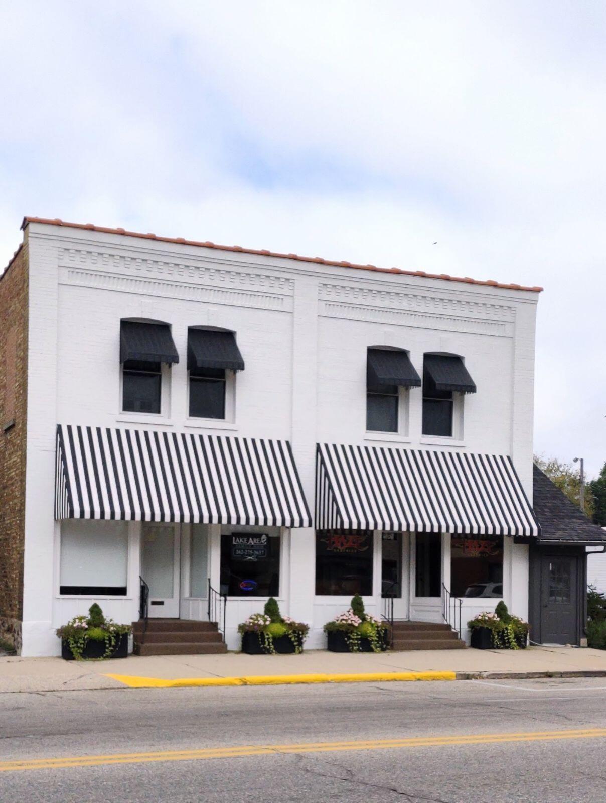106 1/2 Kenosha St