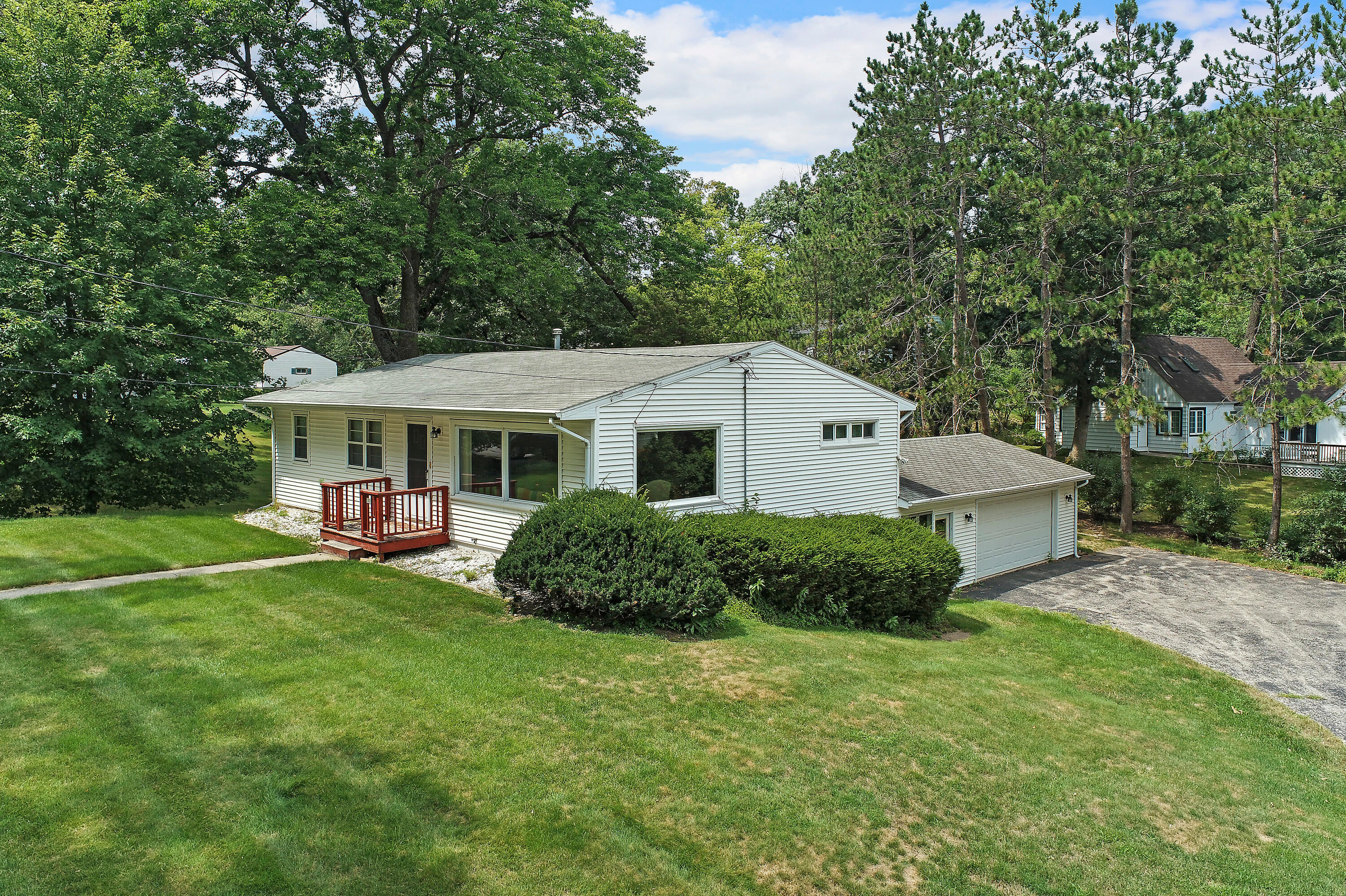 280 Pottawatomi Ct