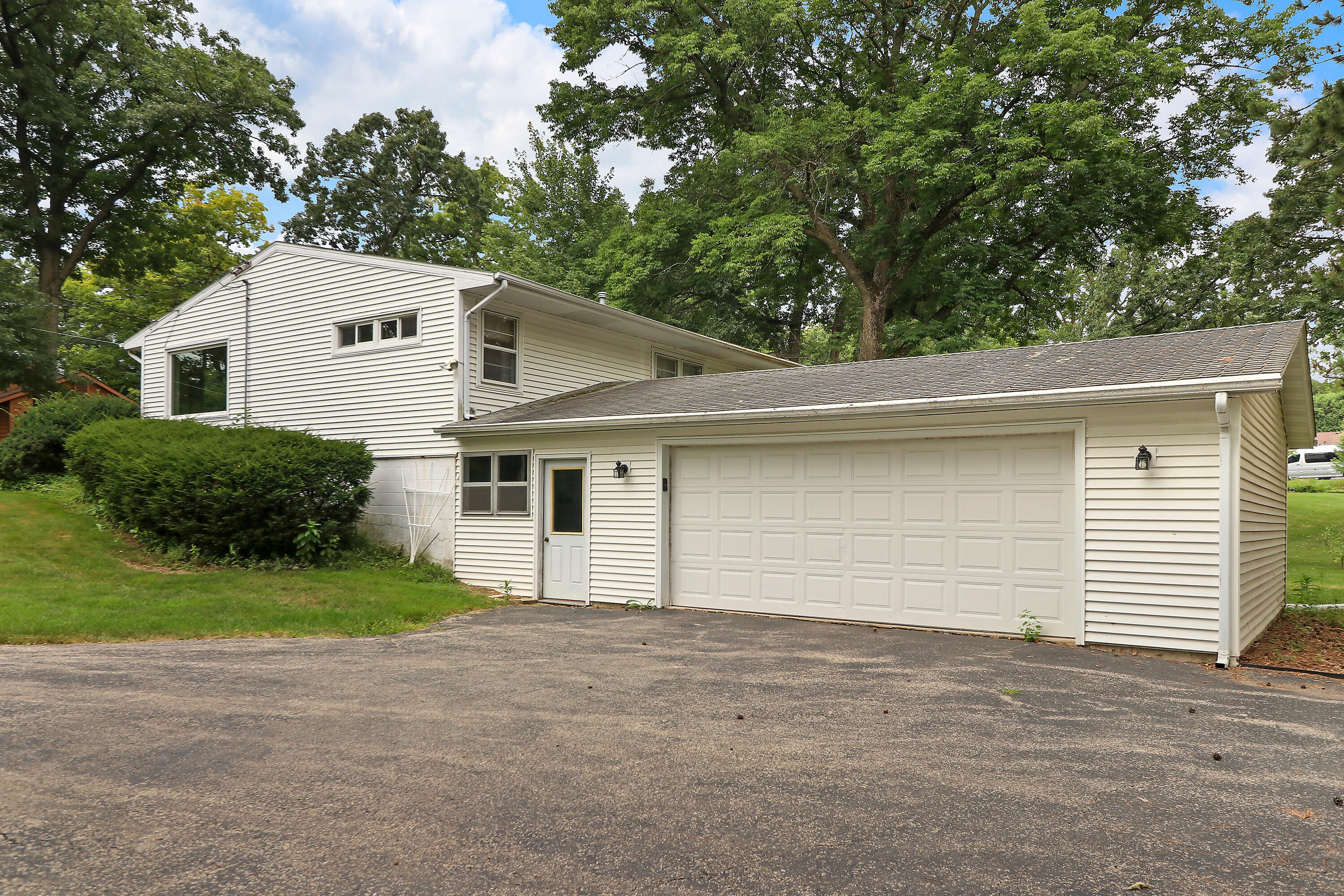 280 Pottawatomi Ct