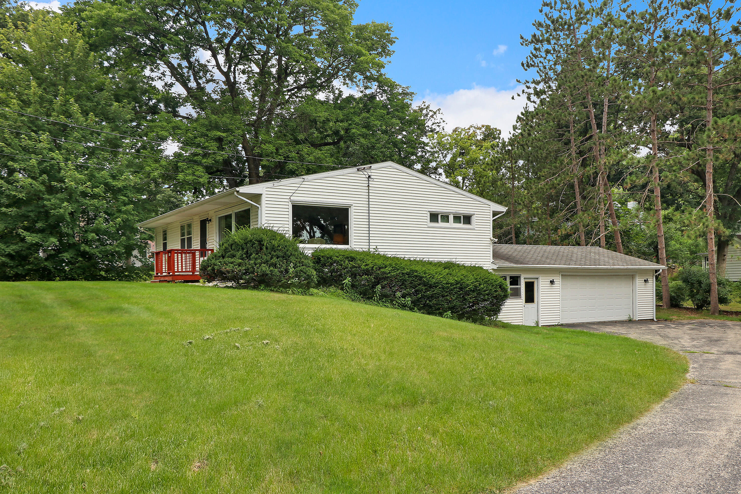280 Pottawatomi Ct
