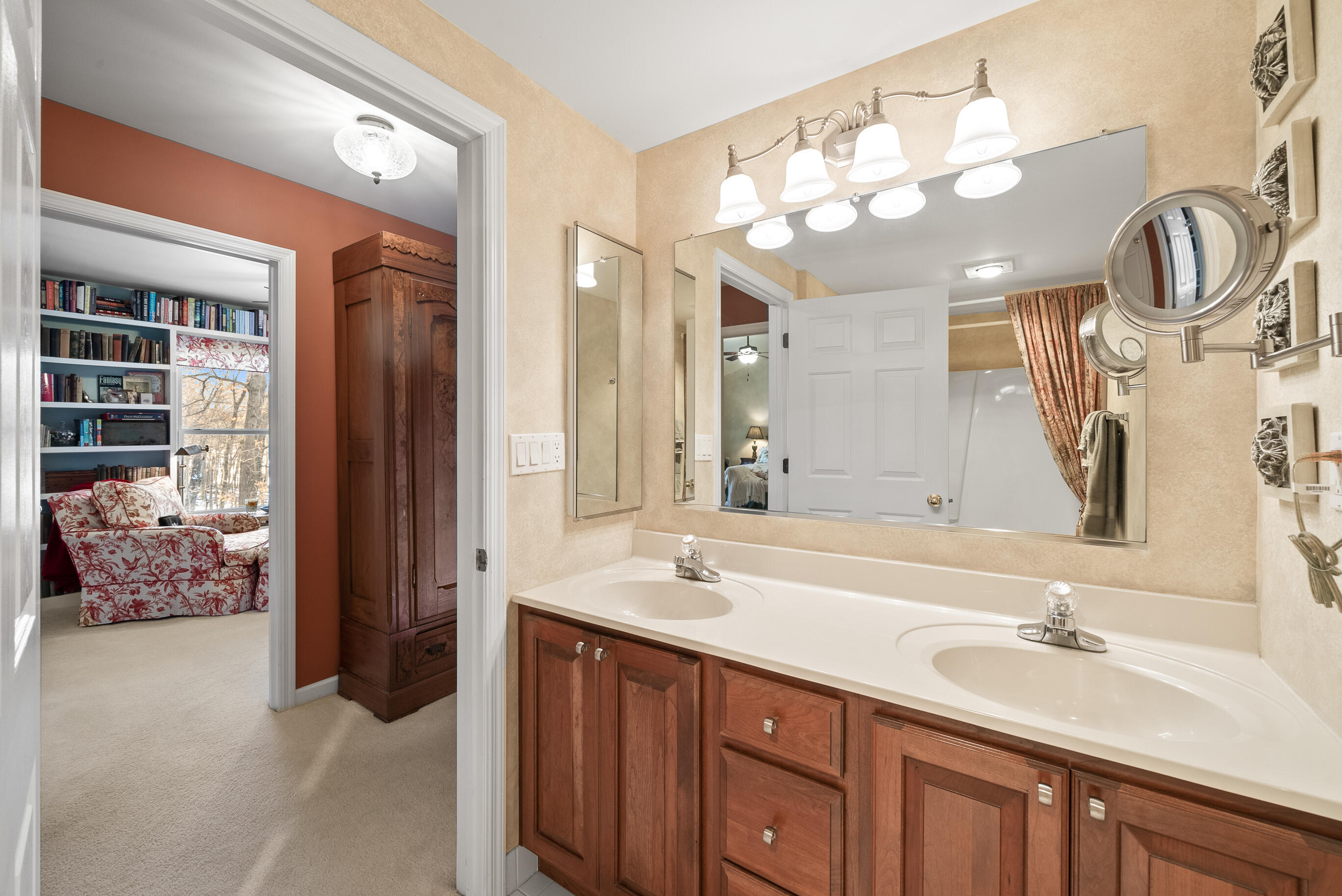 209 Jensen Dr