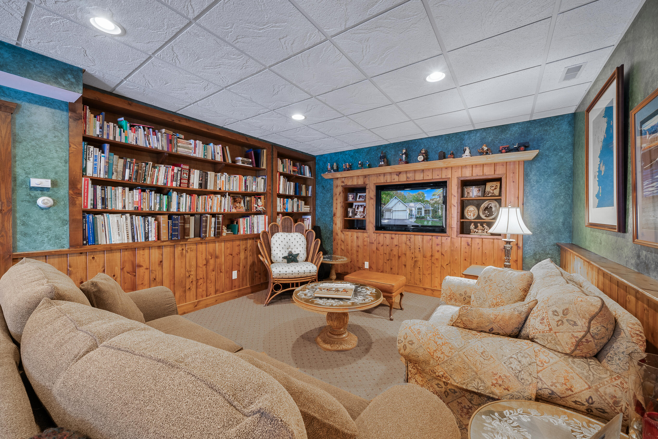 209 Jensen Dr