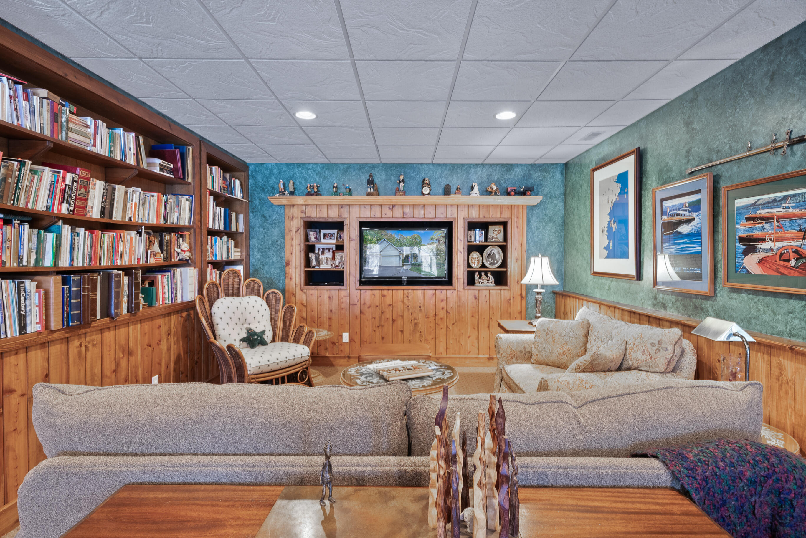 209 Jensen Dr
