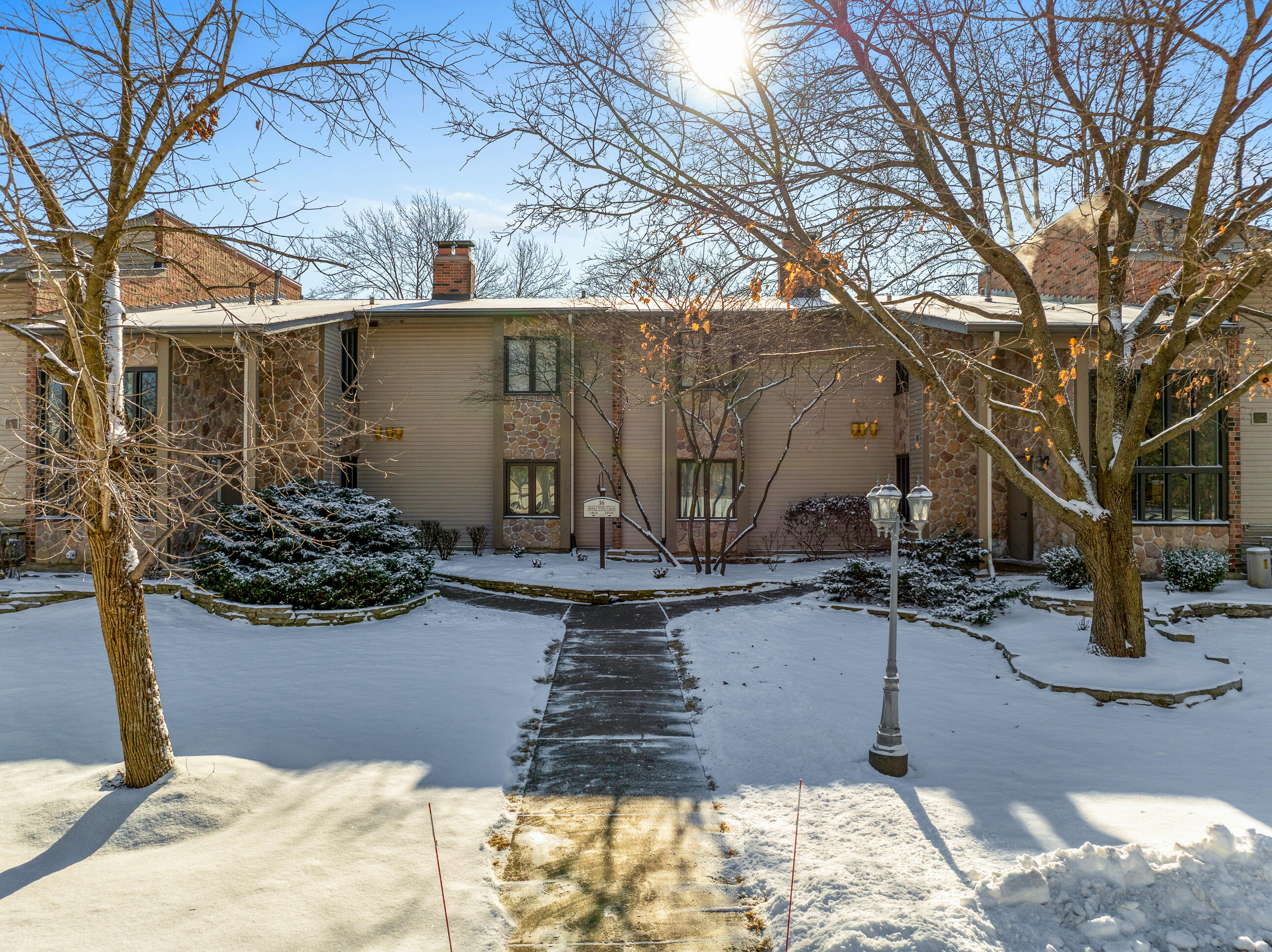 36 Abbey Villa Cir
