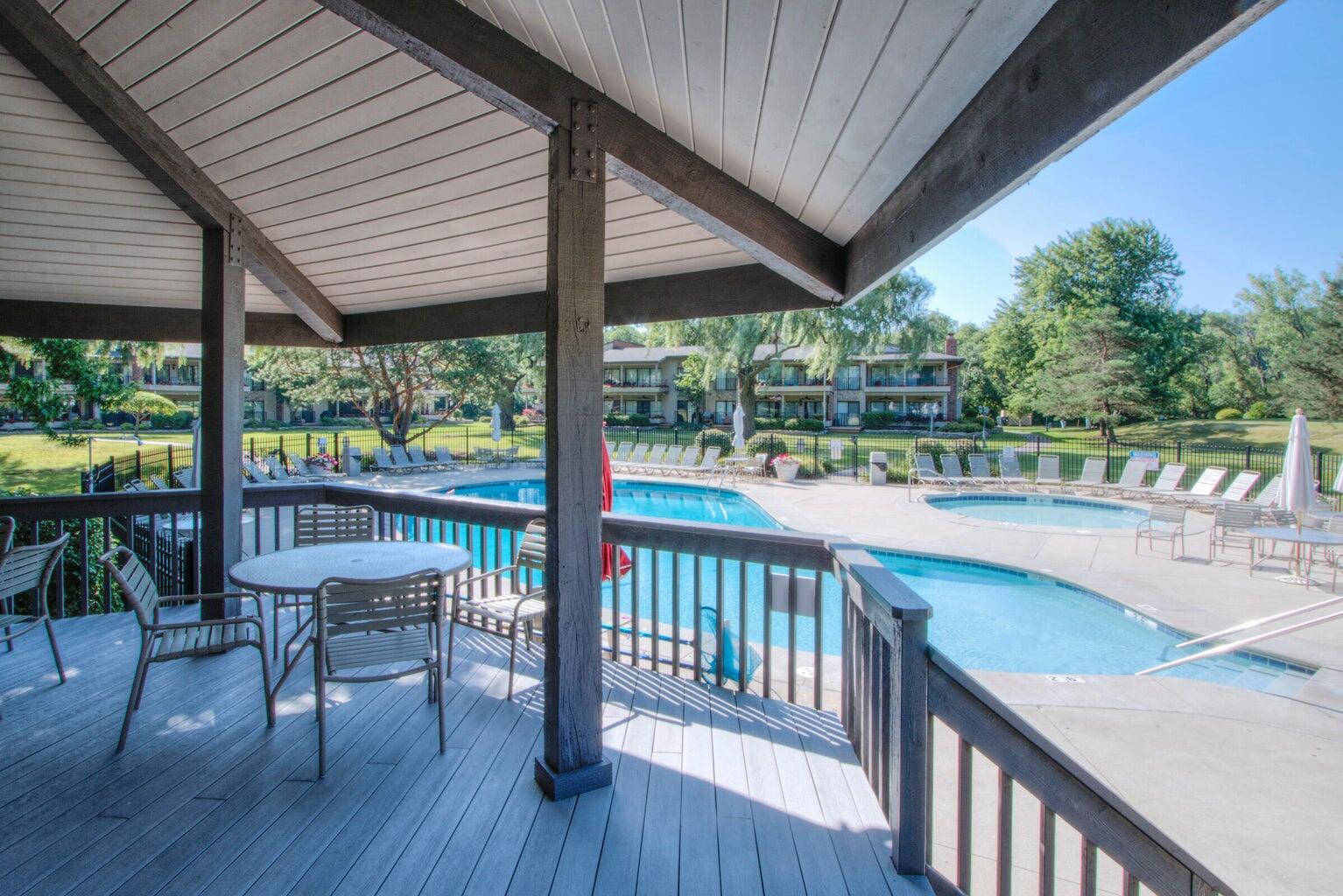 36 Abbey Villa Cir