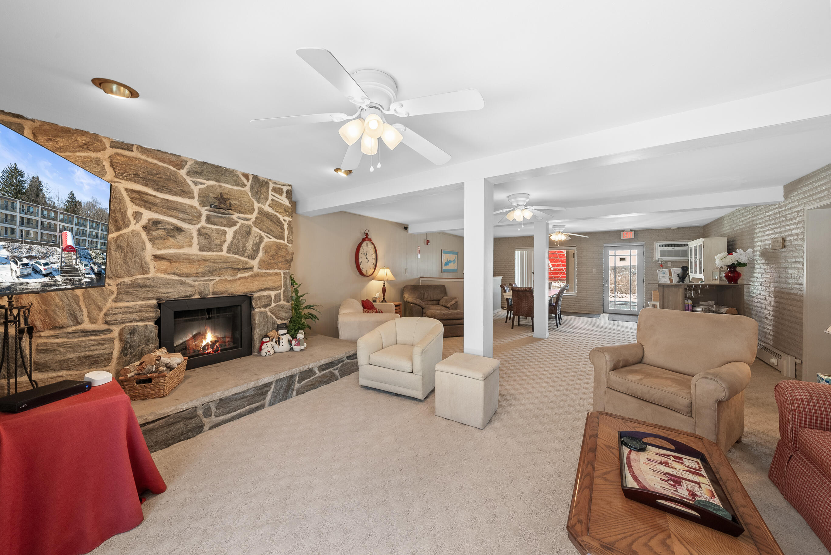 227 Dewey Ave