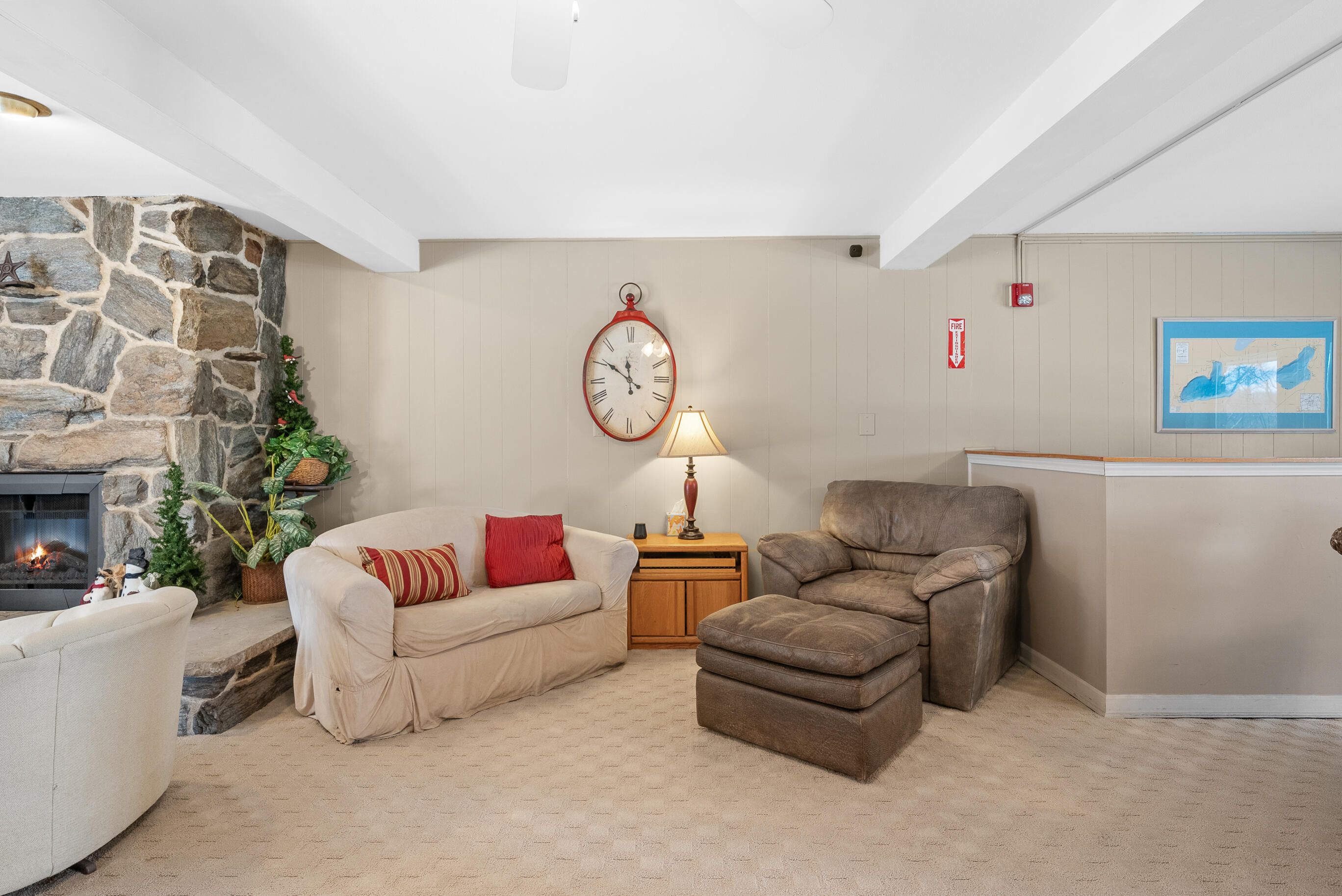227 Dewey Ave