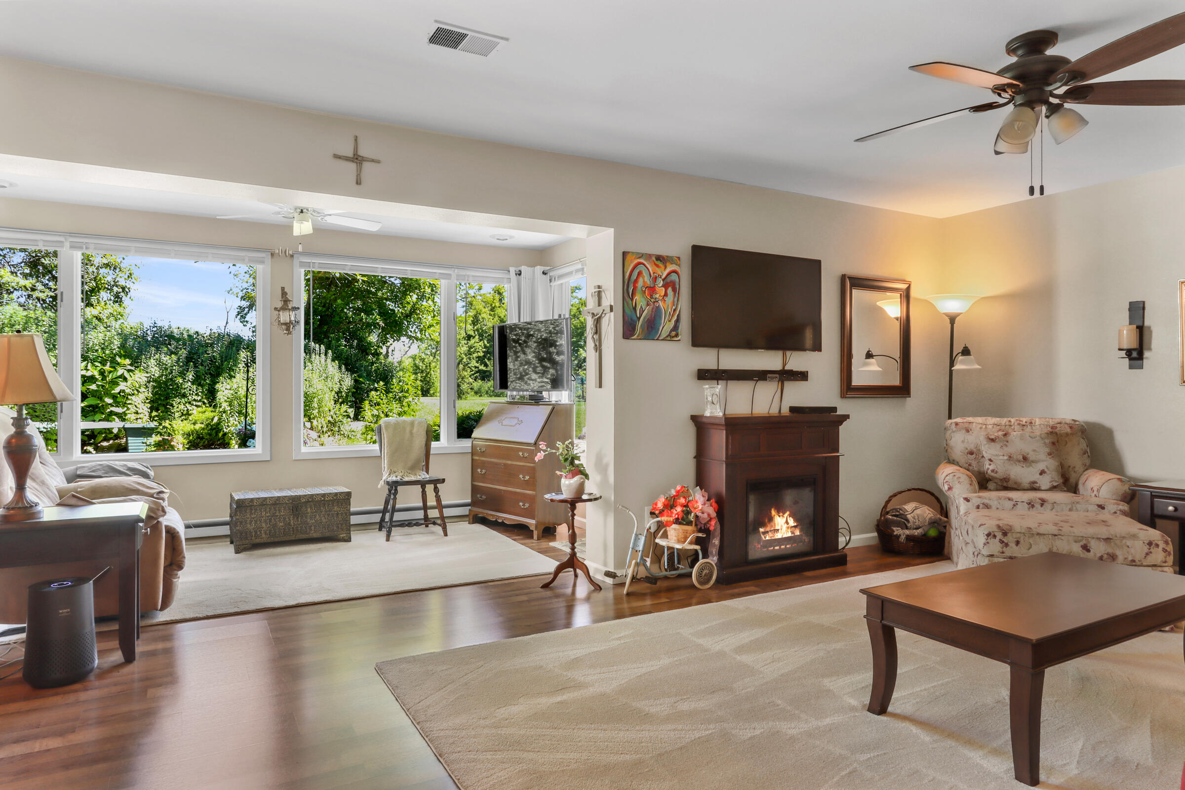 348 County Road B -