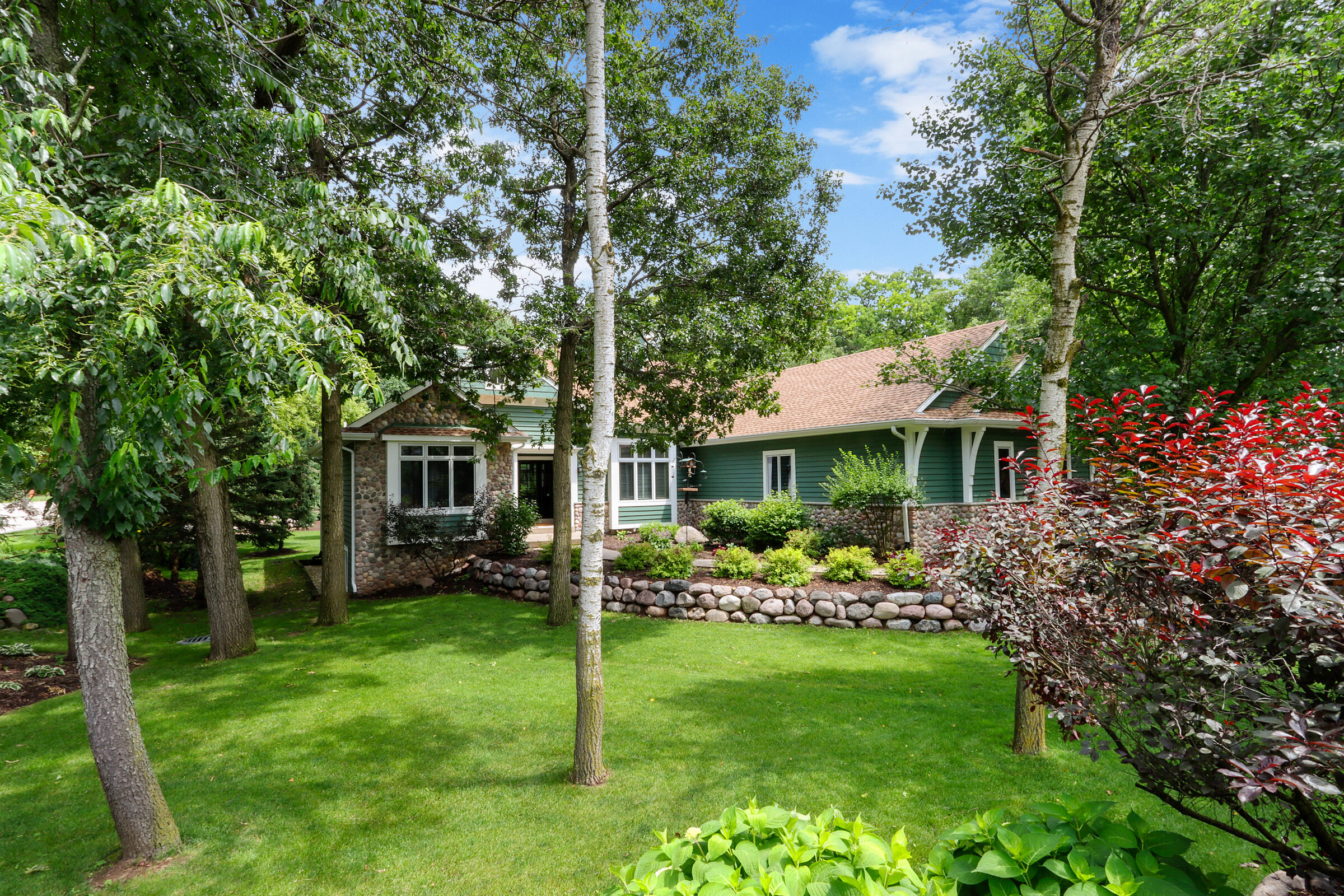 1019 Tarrant Dr