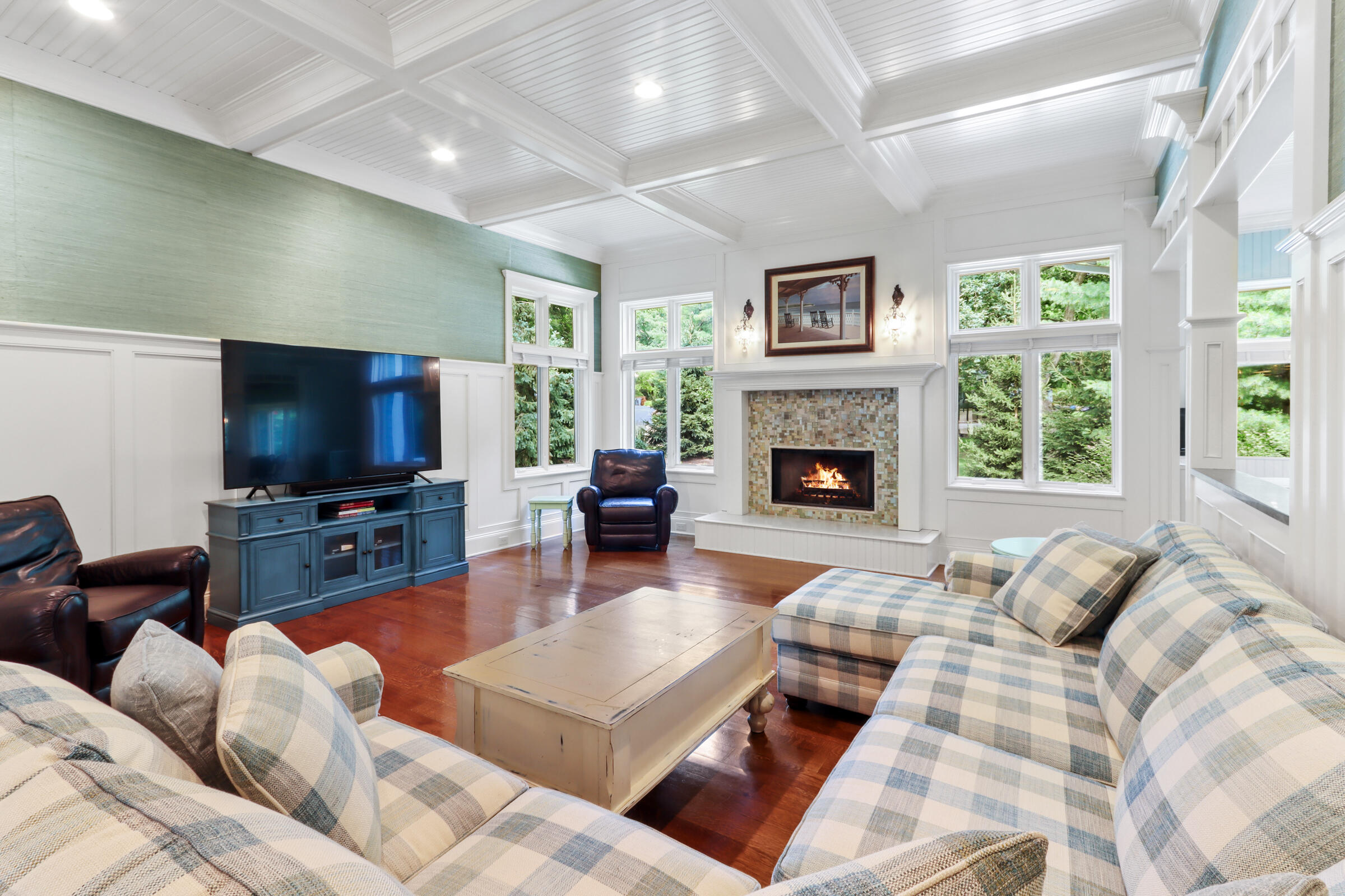 1019 Tarrant Dr