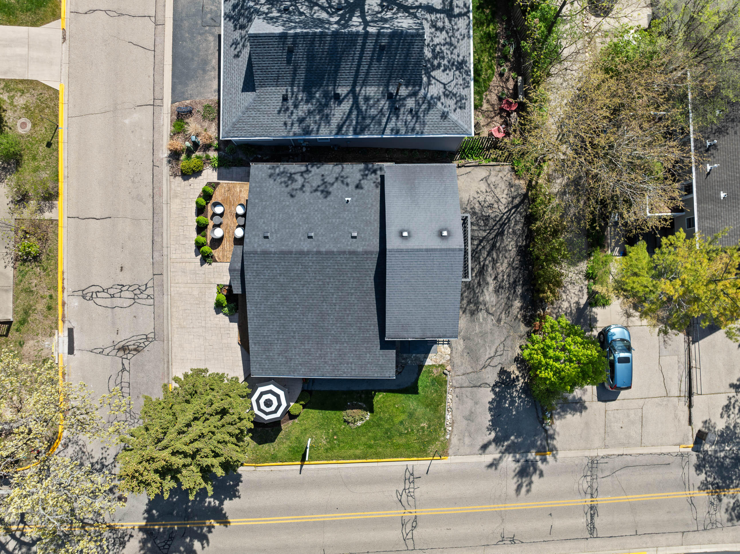 303 Bay View Ave