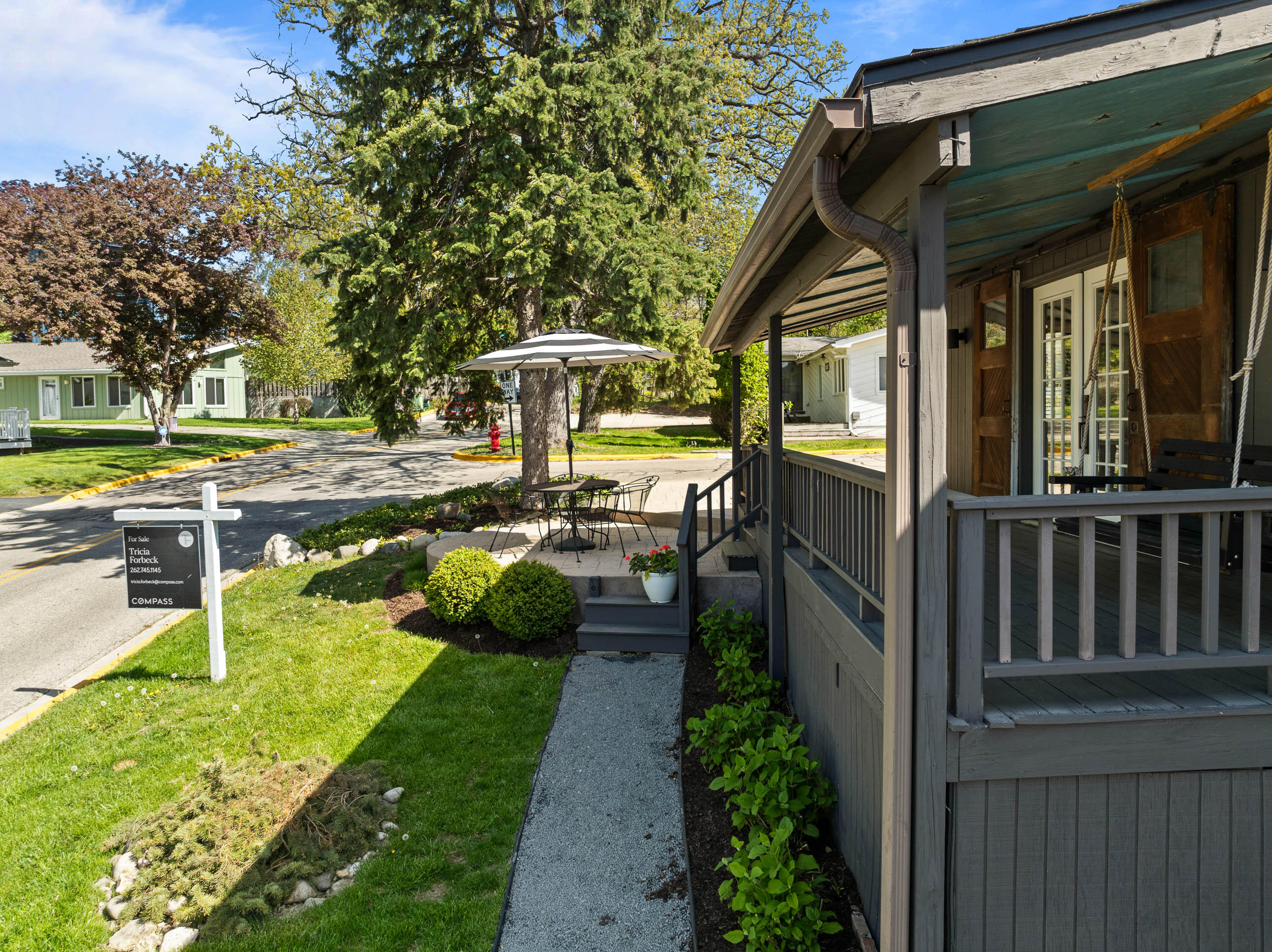 303 Bay View Ave