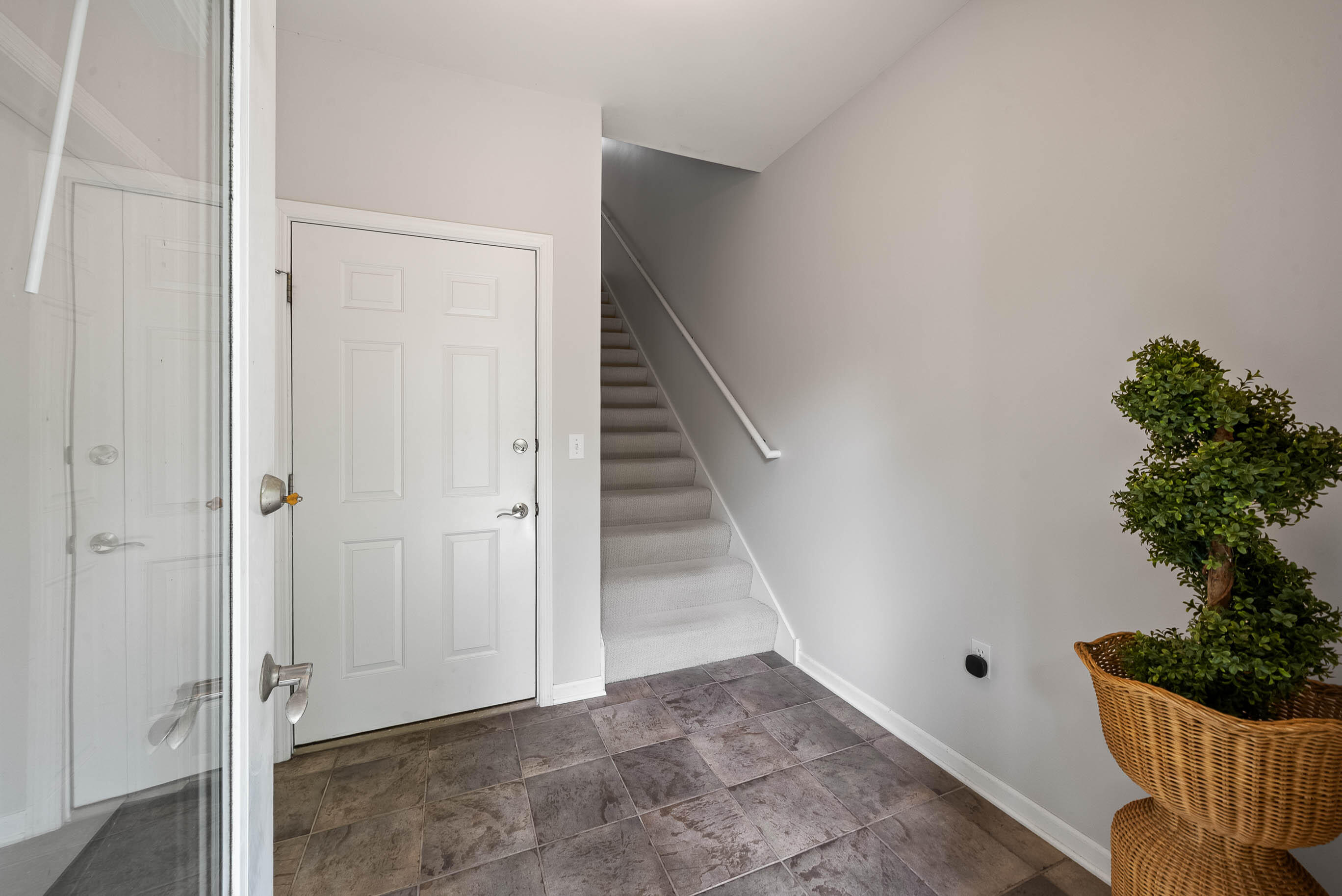 485 Mill St