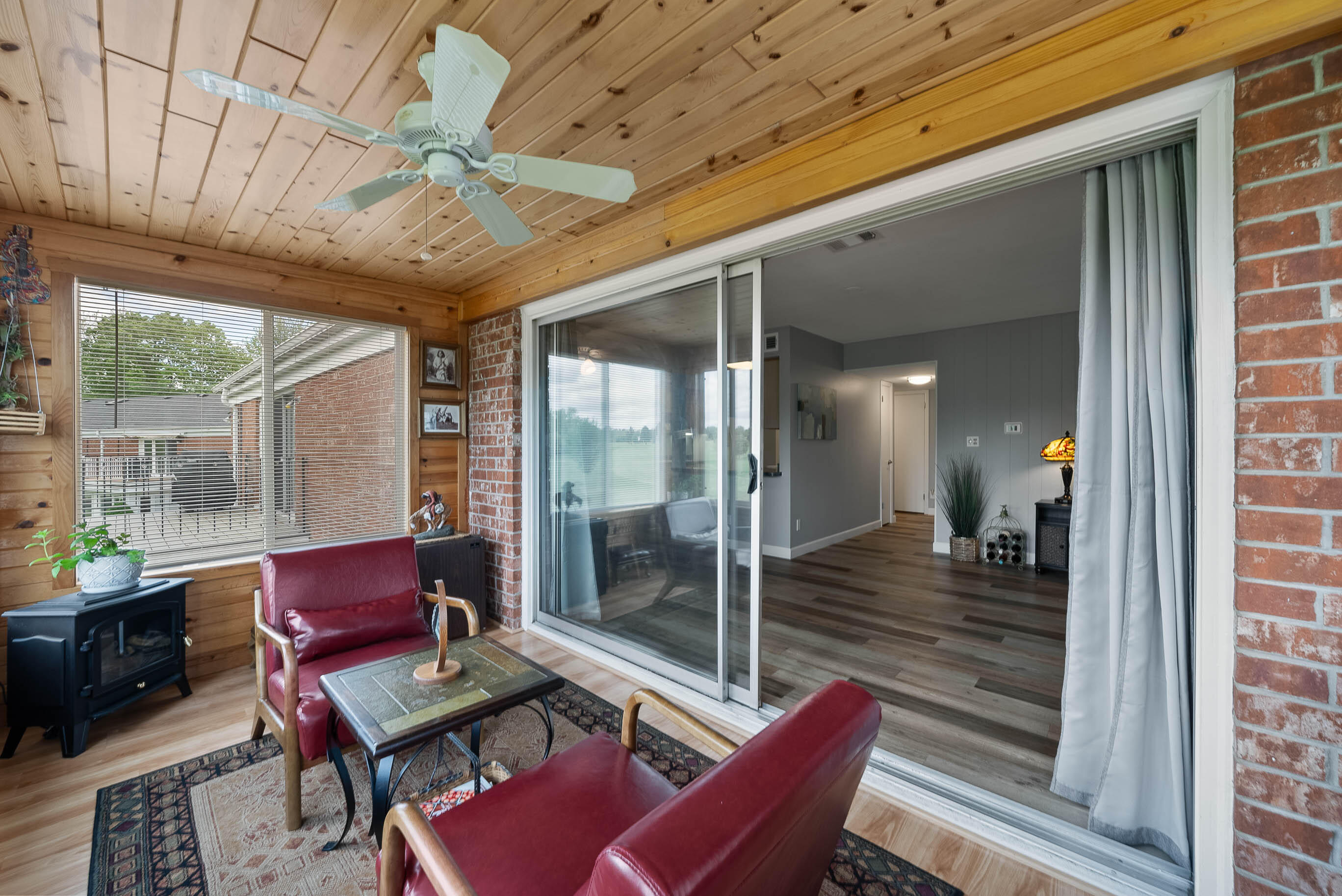 348 County Rd B -