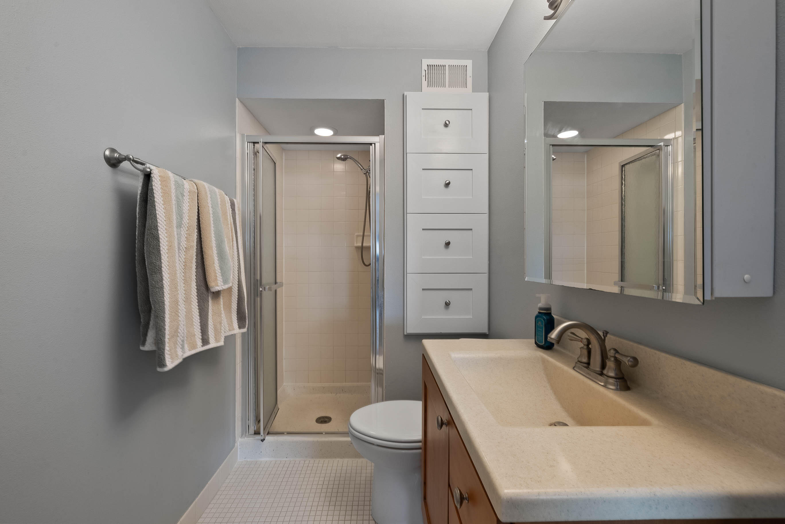 348 County Rd B -