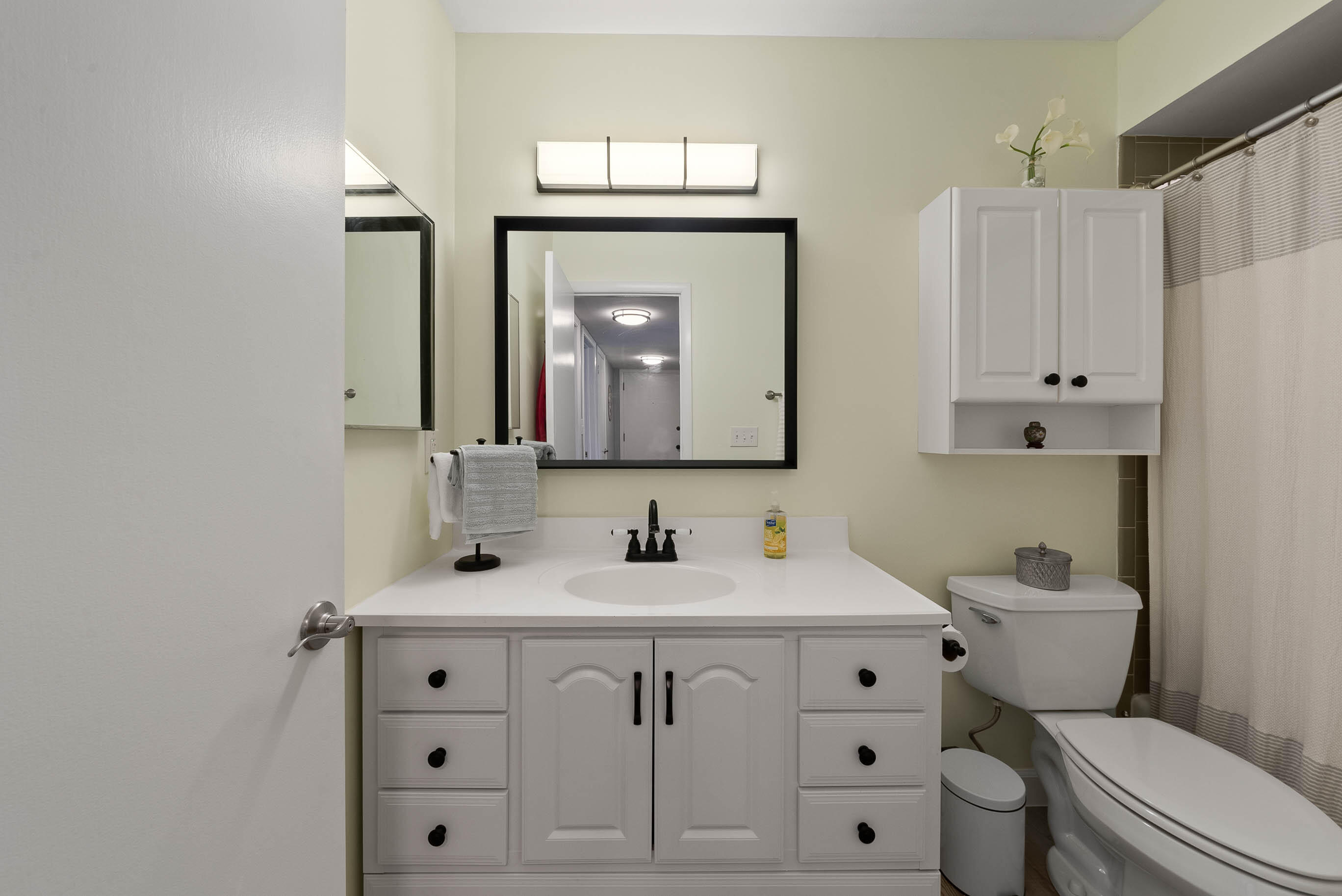 348 County Rd B -