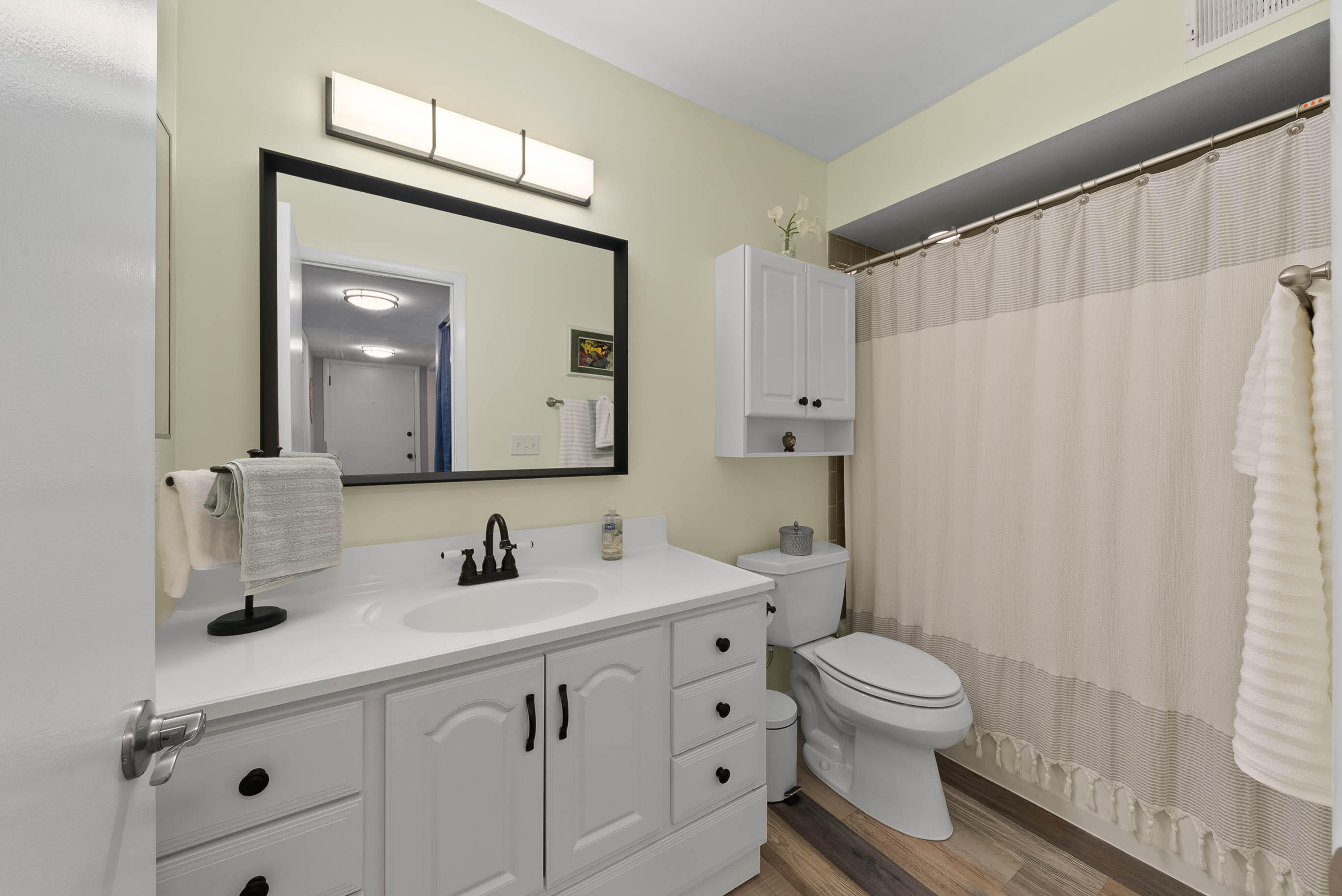 348 County Rd B -