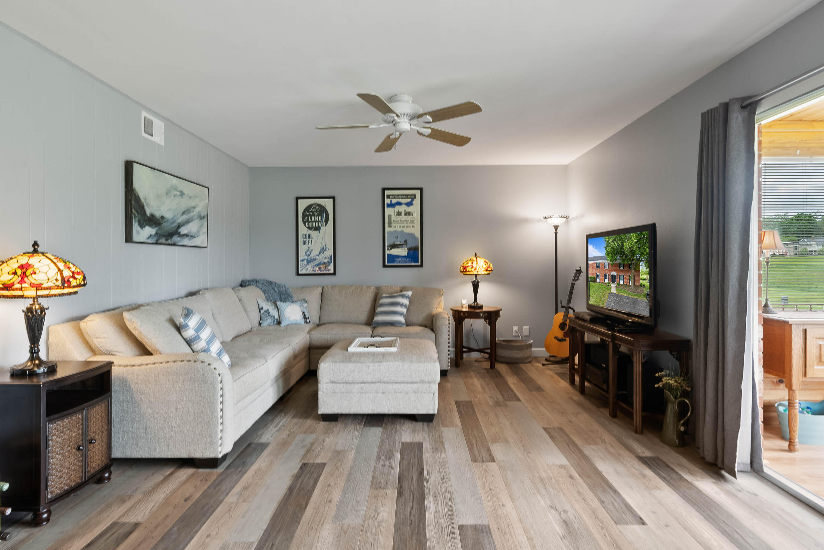 348 County Rd B -