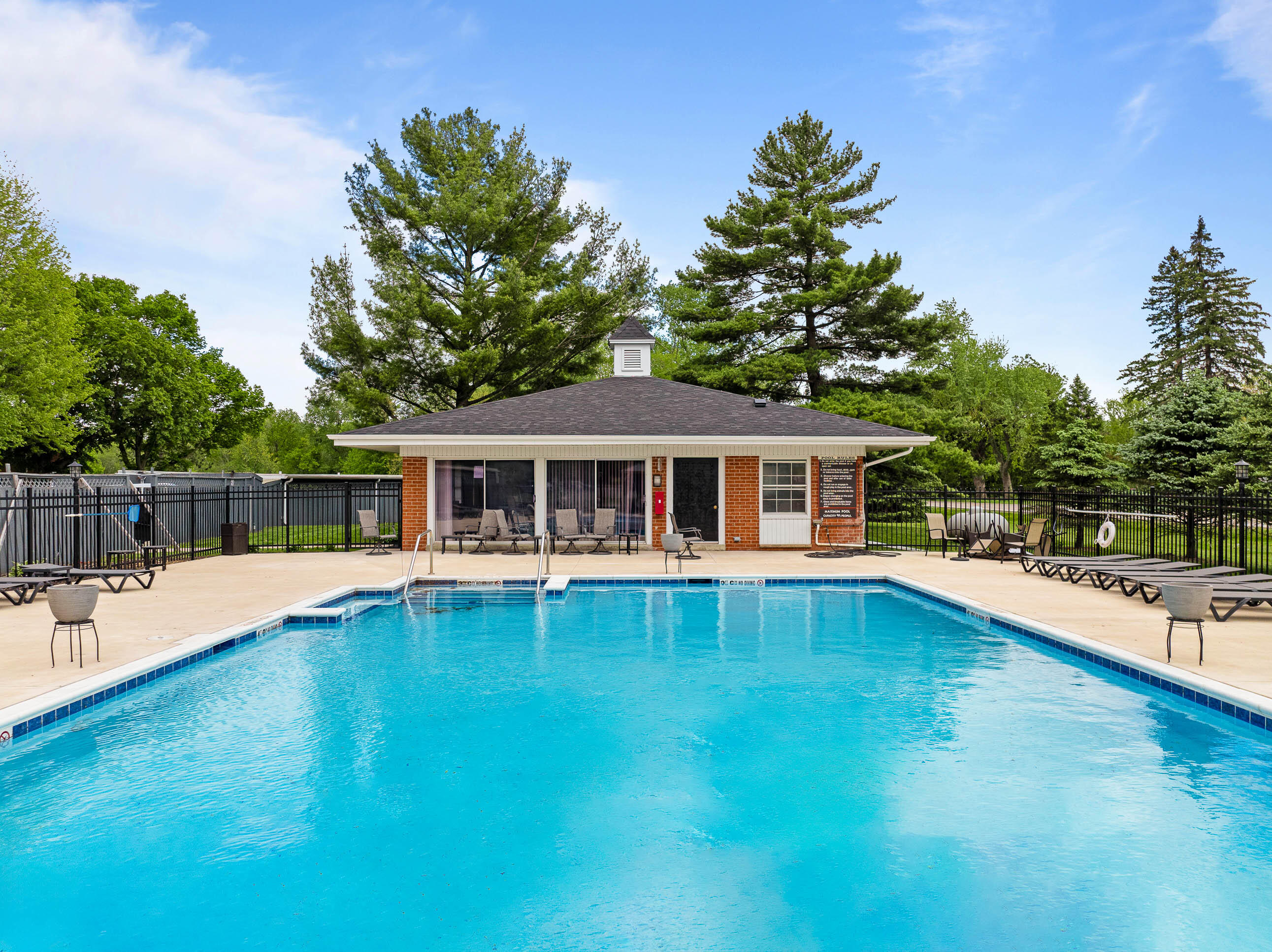 348 County Rd B -