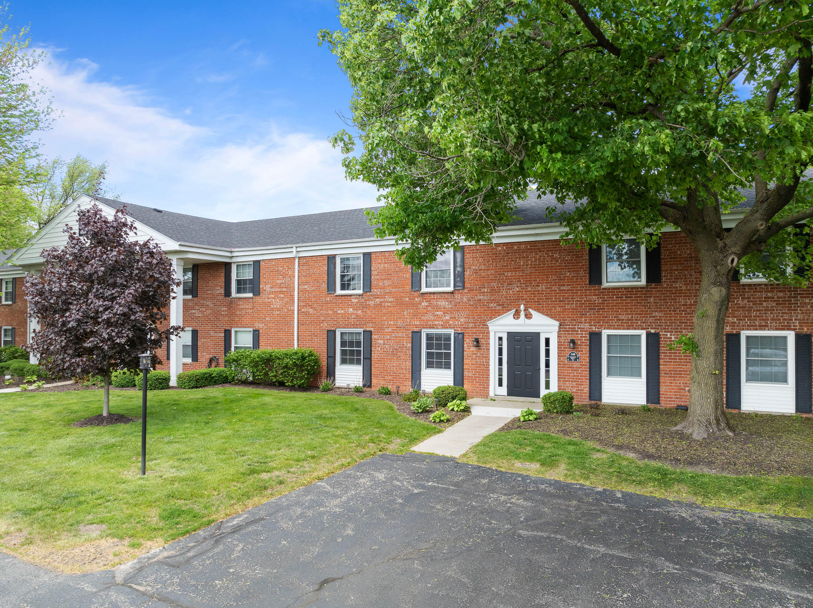 348 County Rd B -