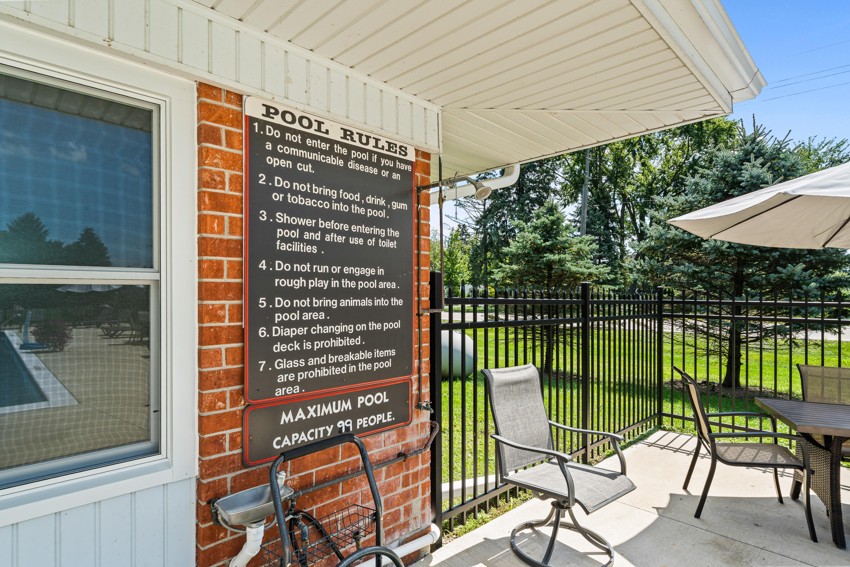 348 County Rd B -