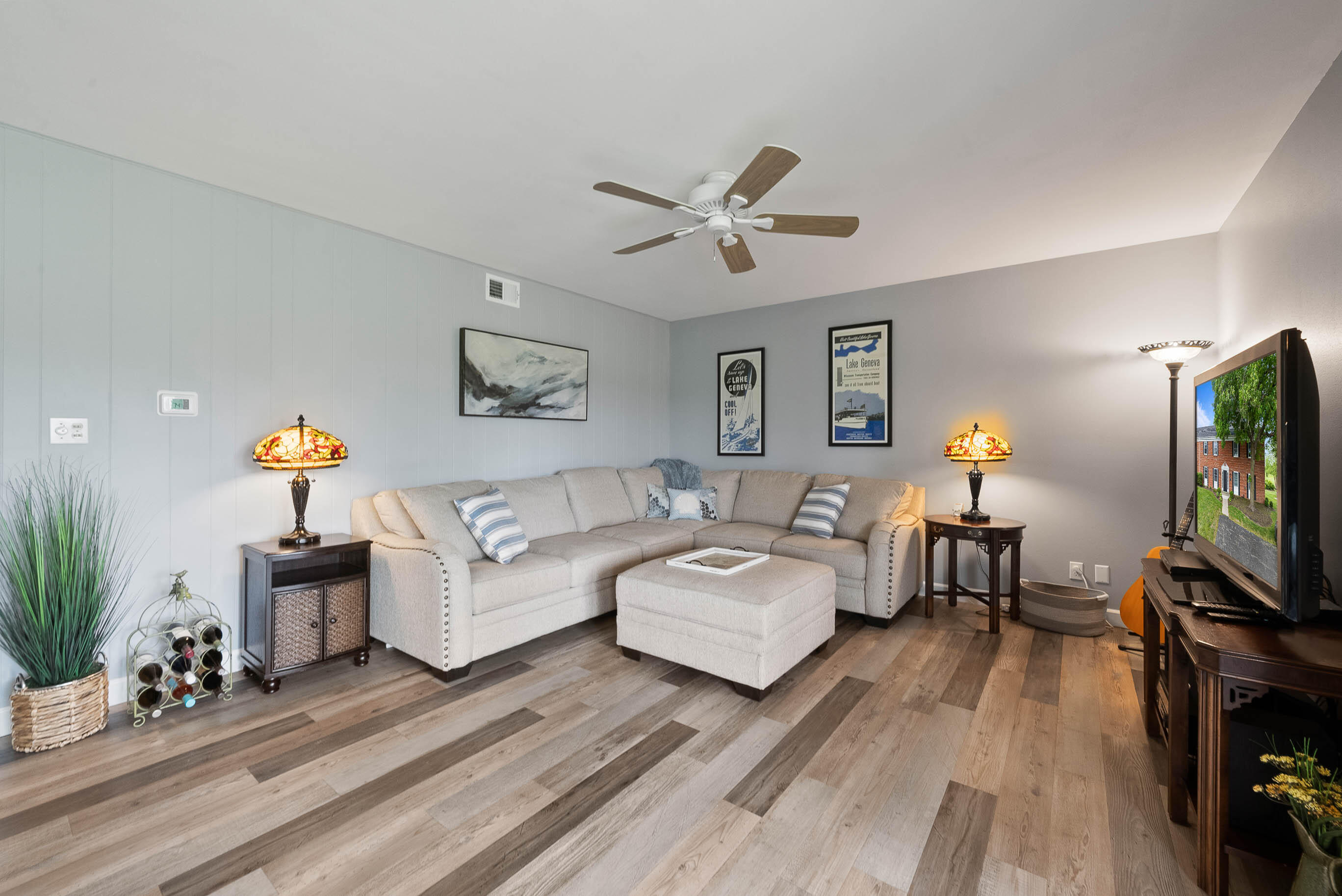 348 County Rd B -
