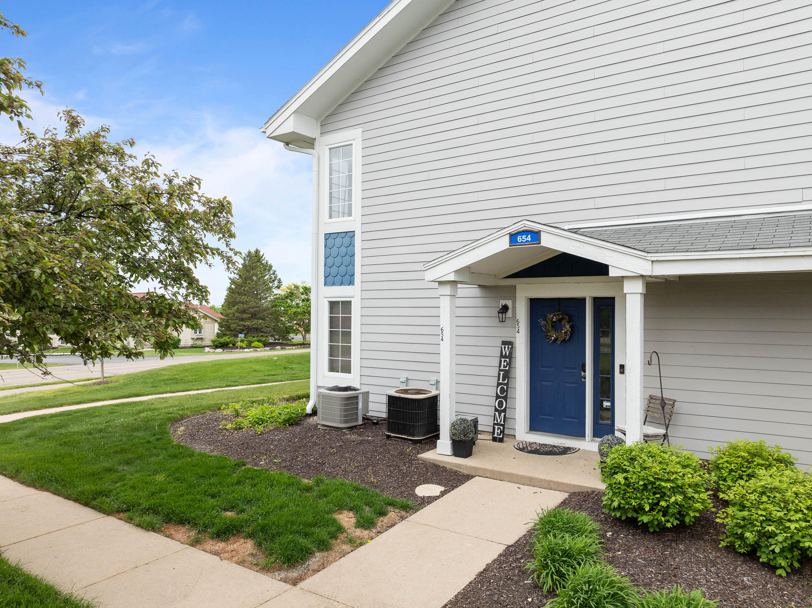 654 Geneva National Ave N Unit: 6-36
