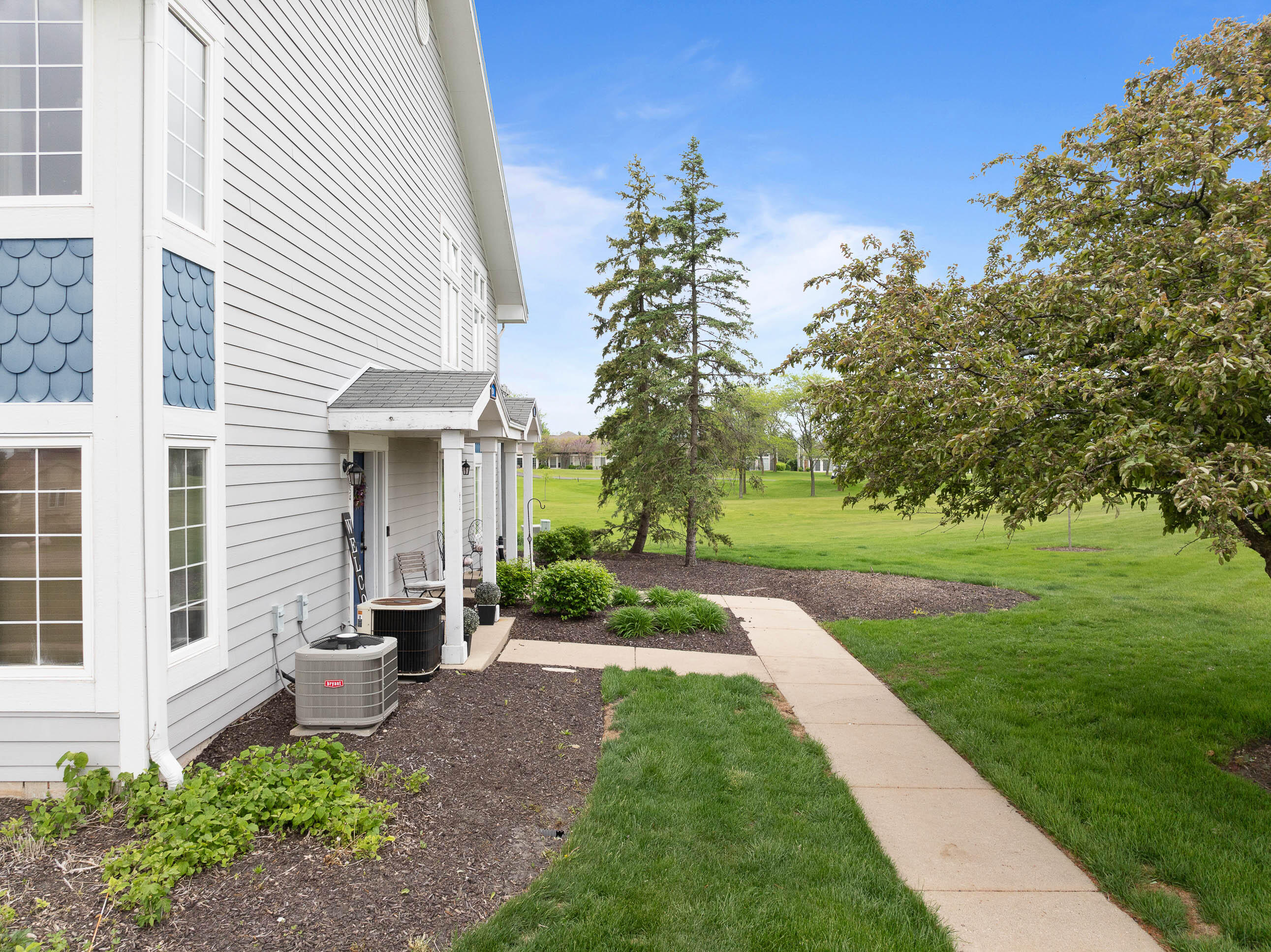 654 Geneva National Ave N Unit: 6-36