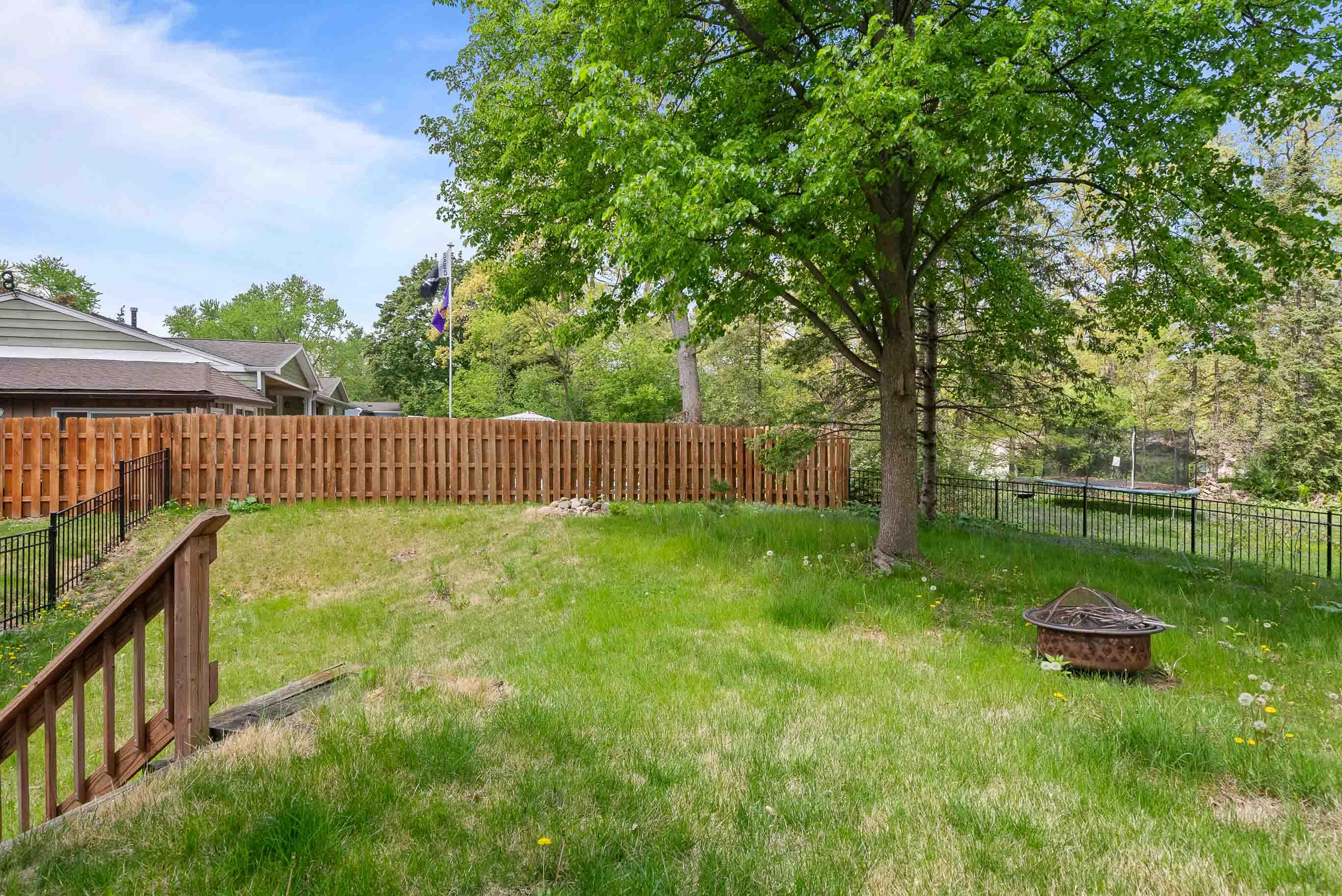 438 Sylvan Dr