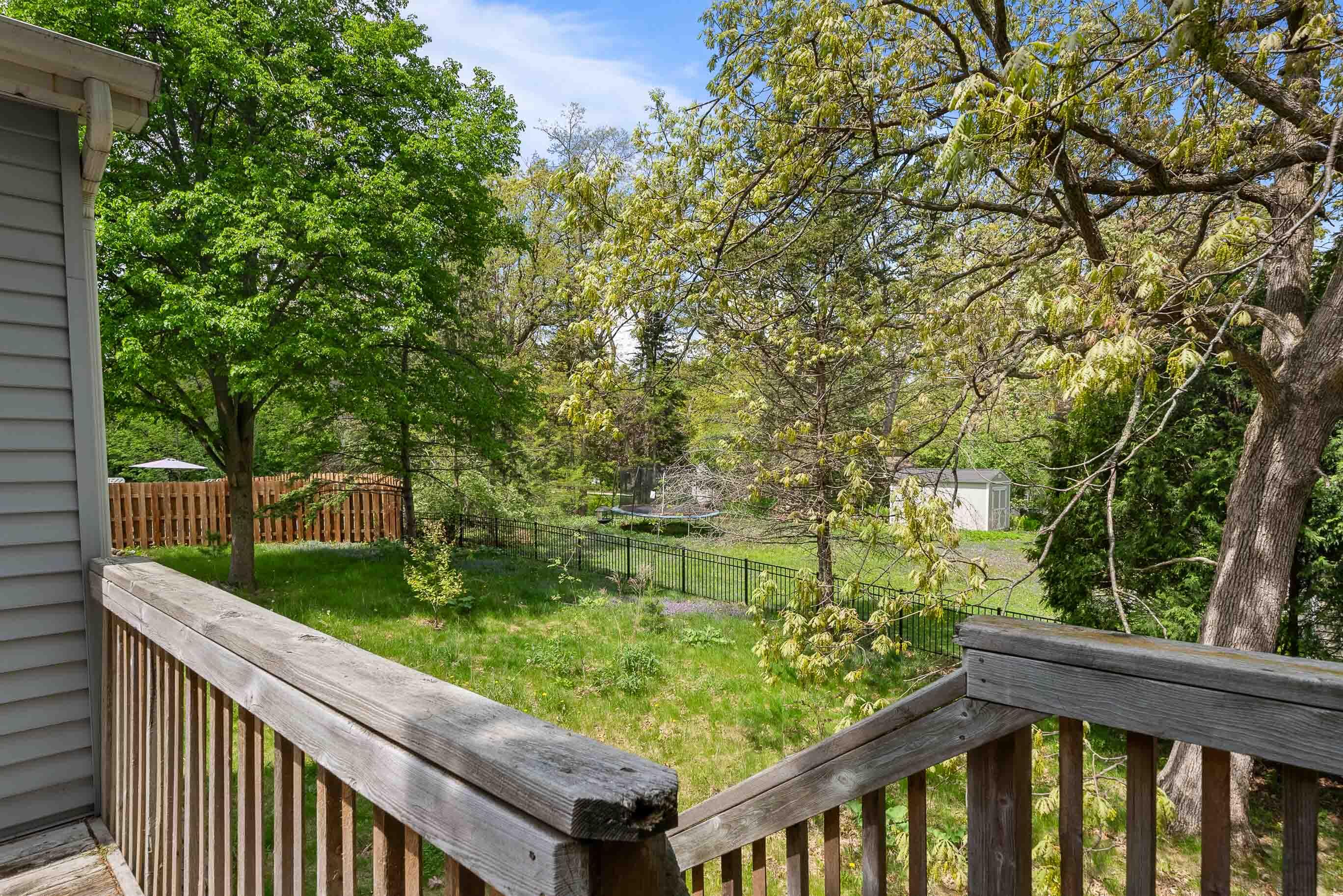 438 Sylvan Dr