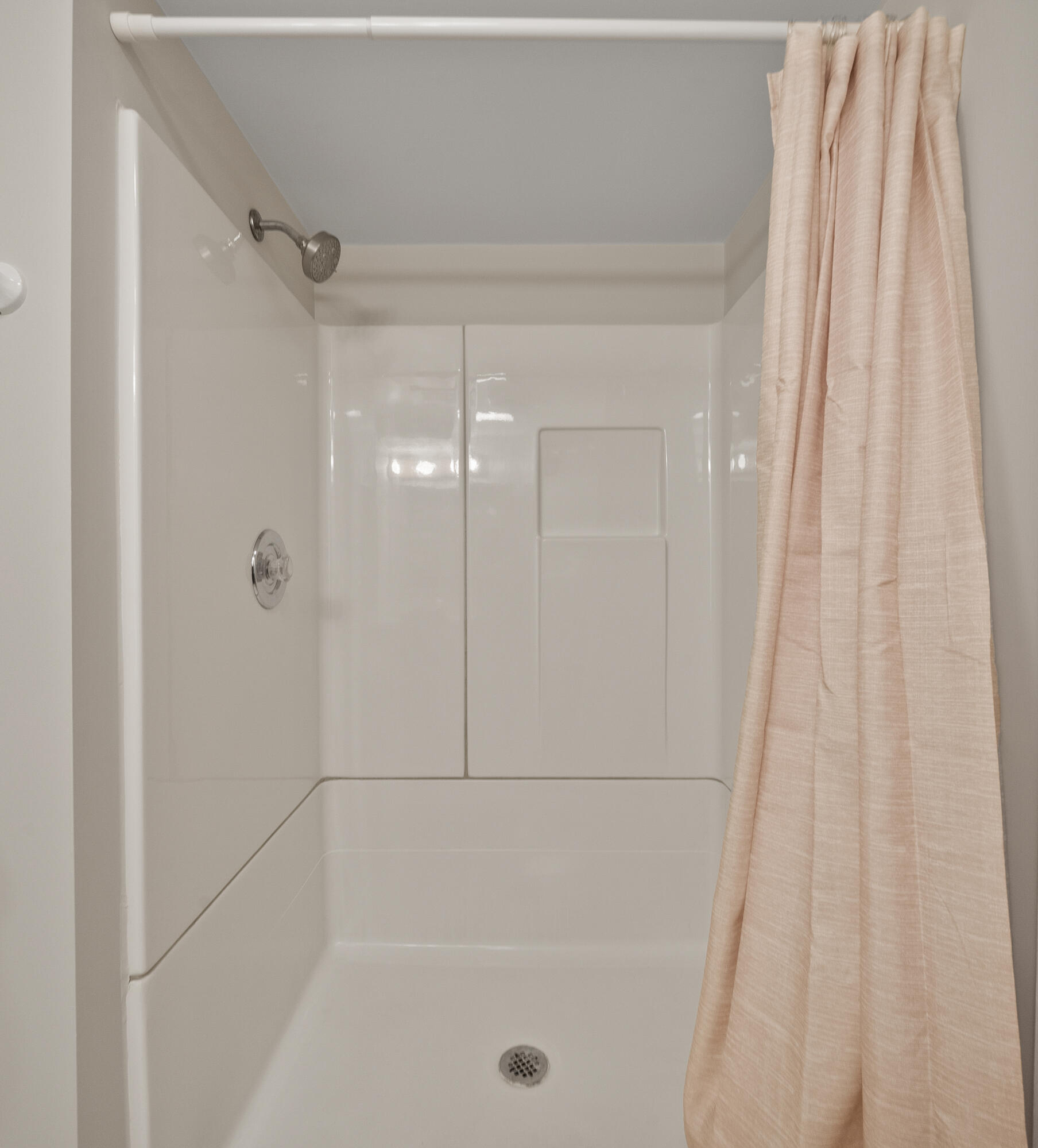 438 Sylvan Dr
