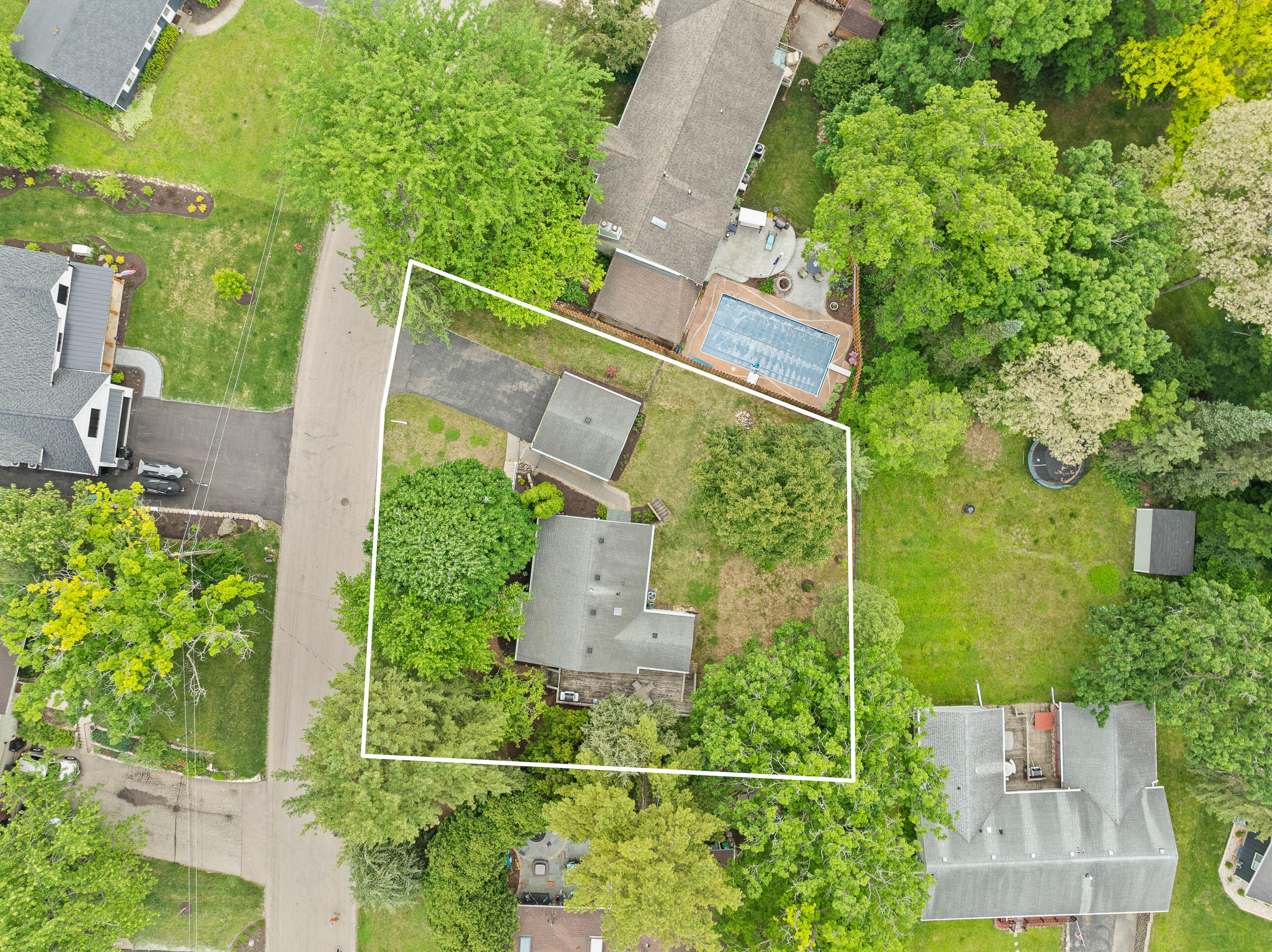 438 Sylvan Dr