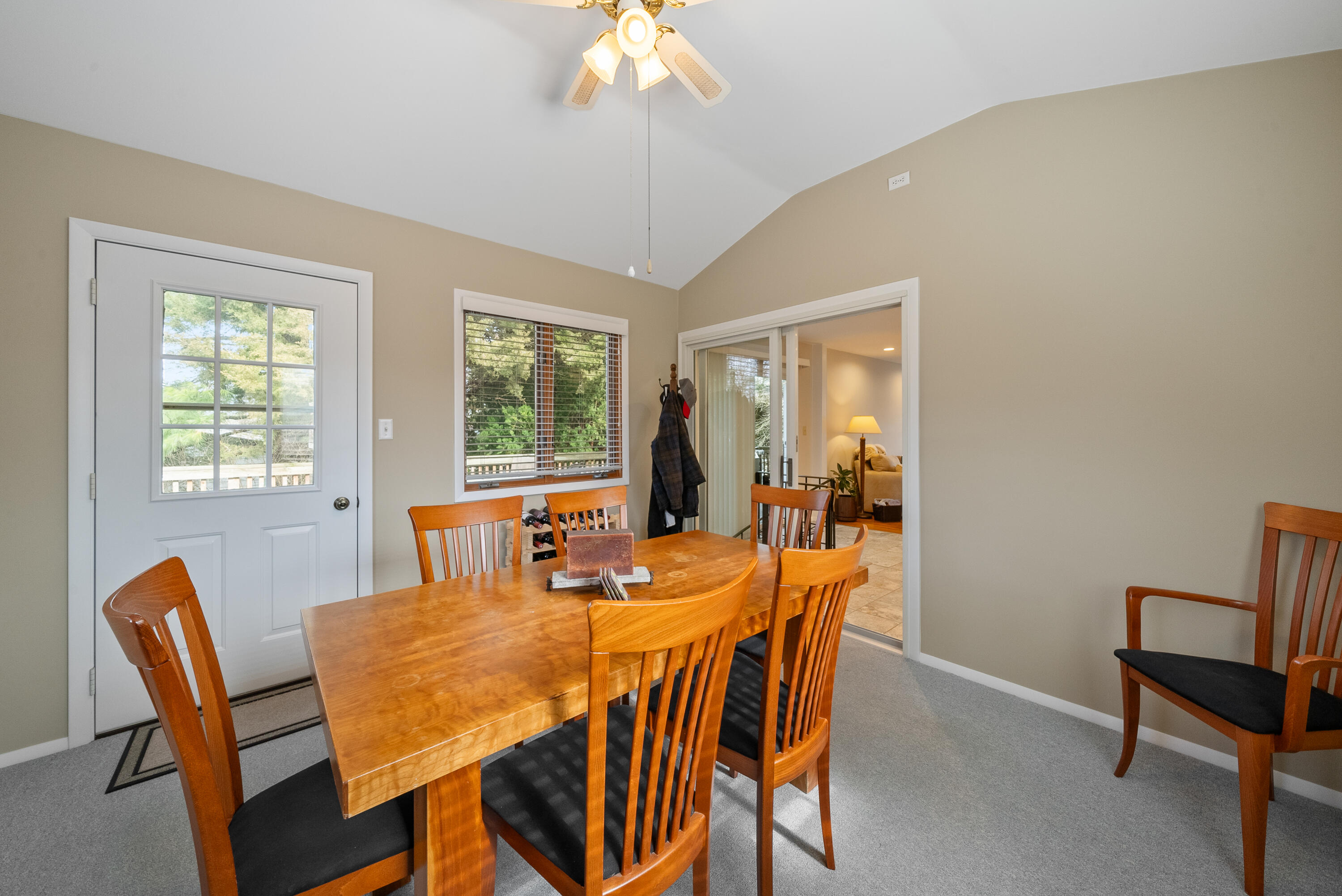 438 Sylvan Dr