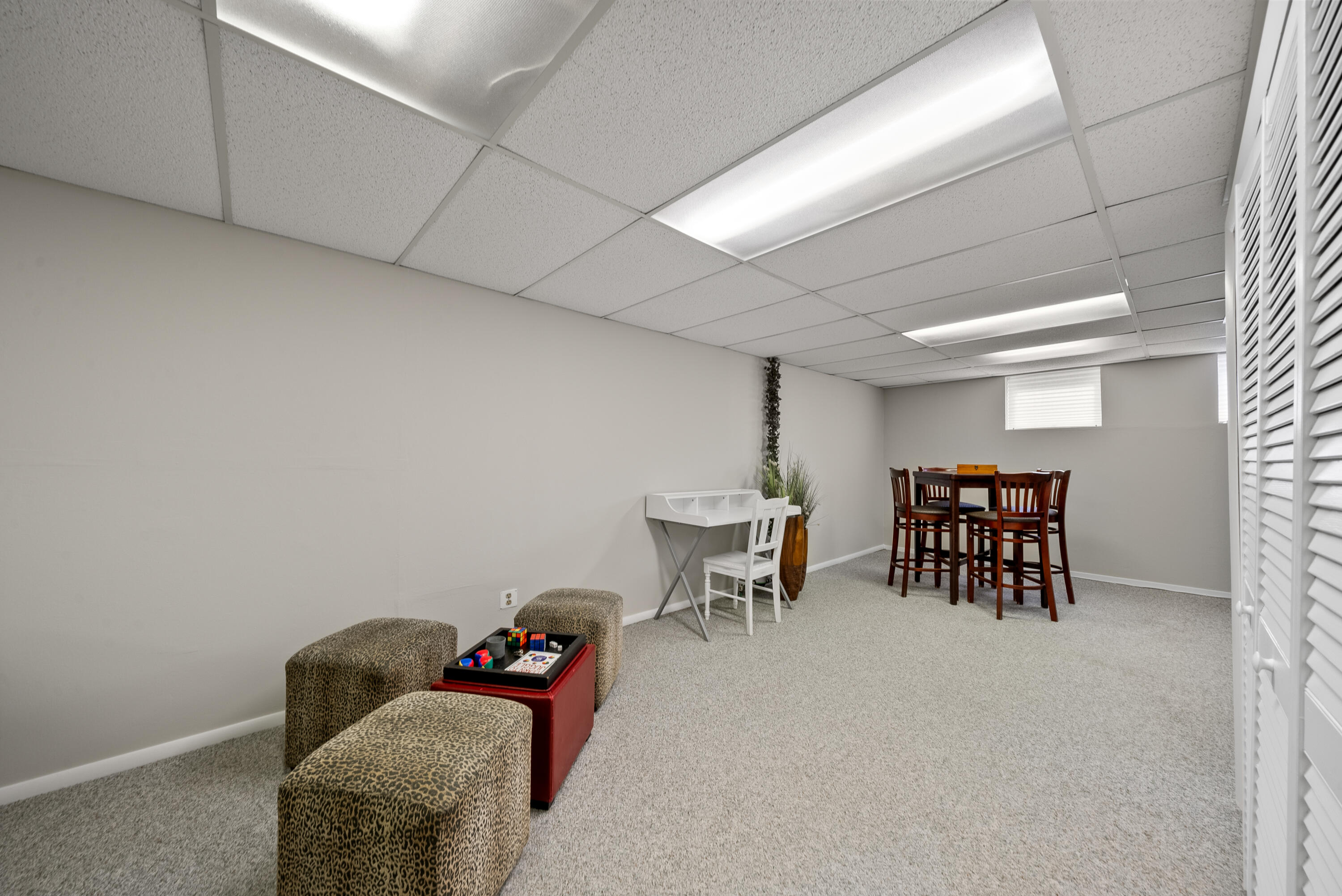 438 Sylvan Dr