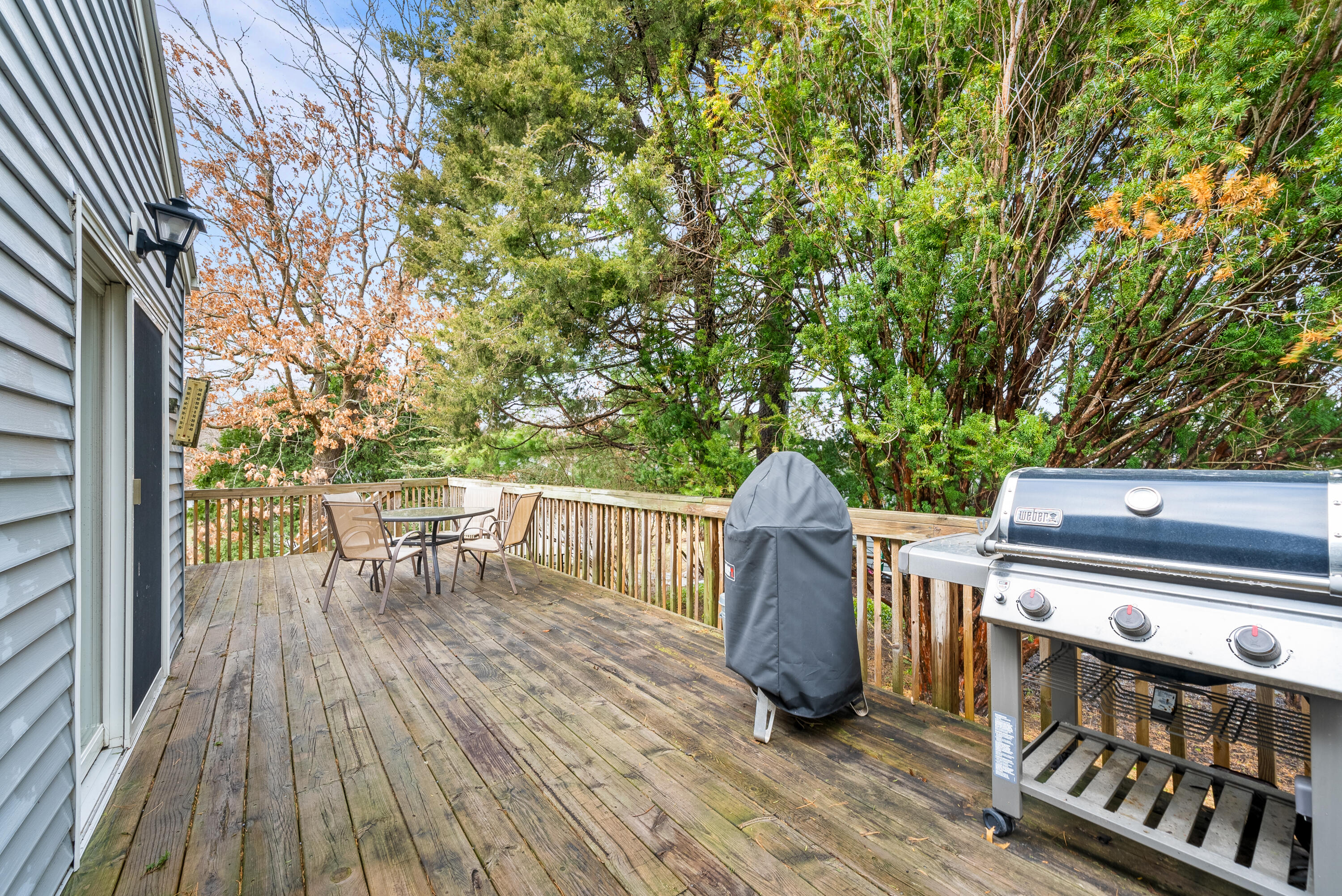 438 Sylvan Dr