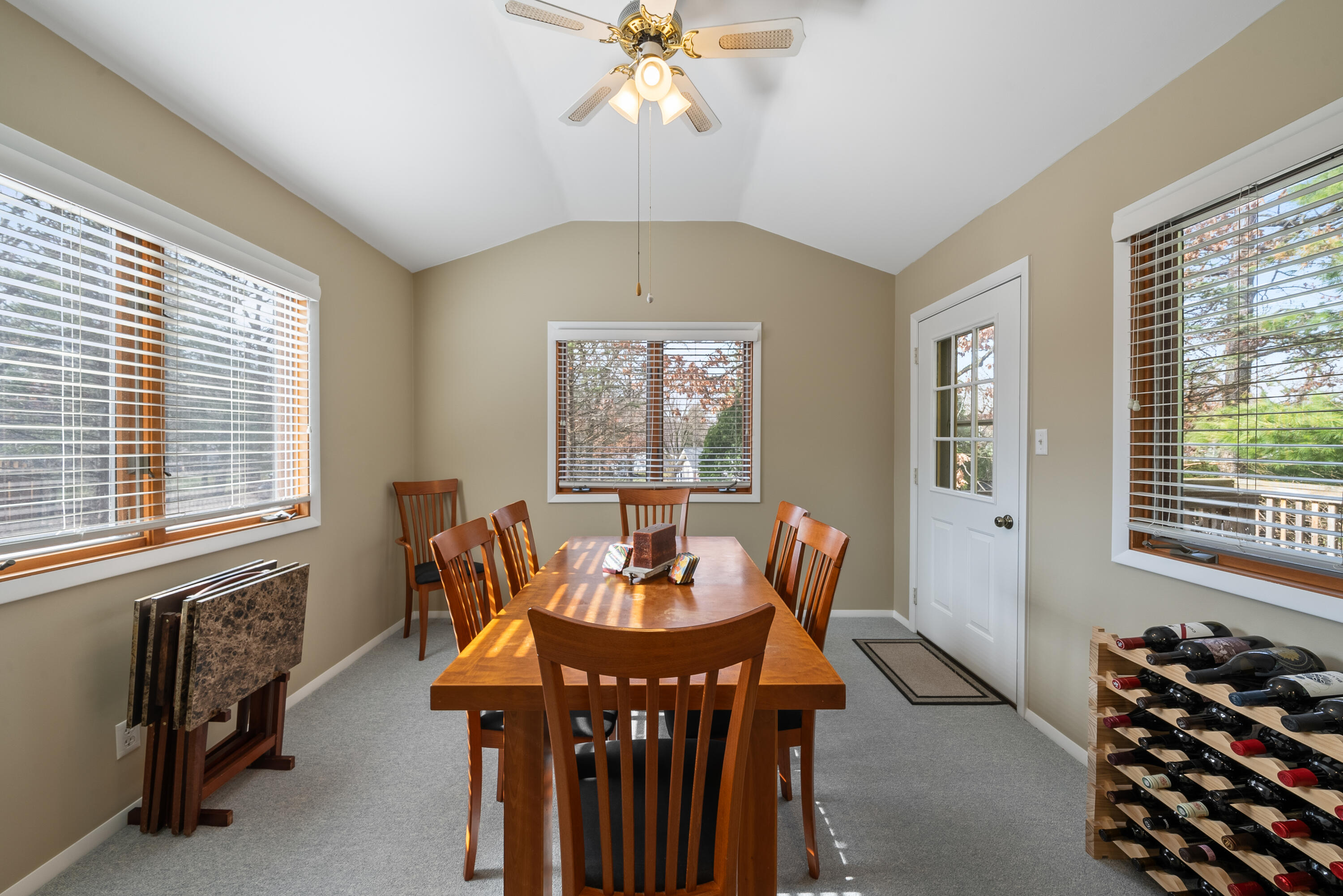 438 Sylvan Dr