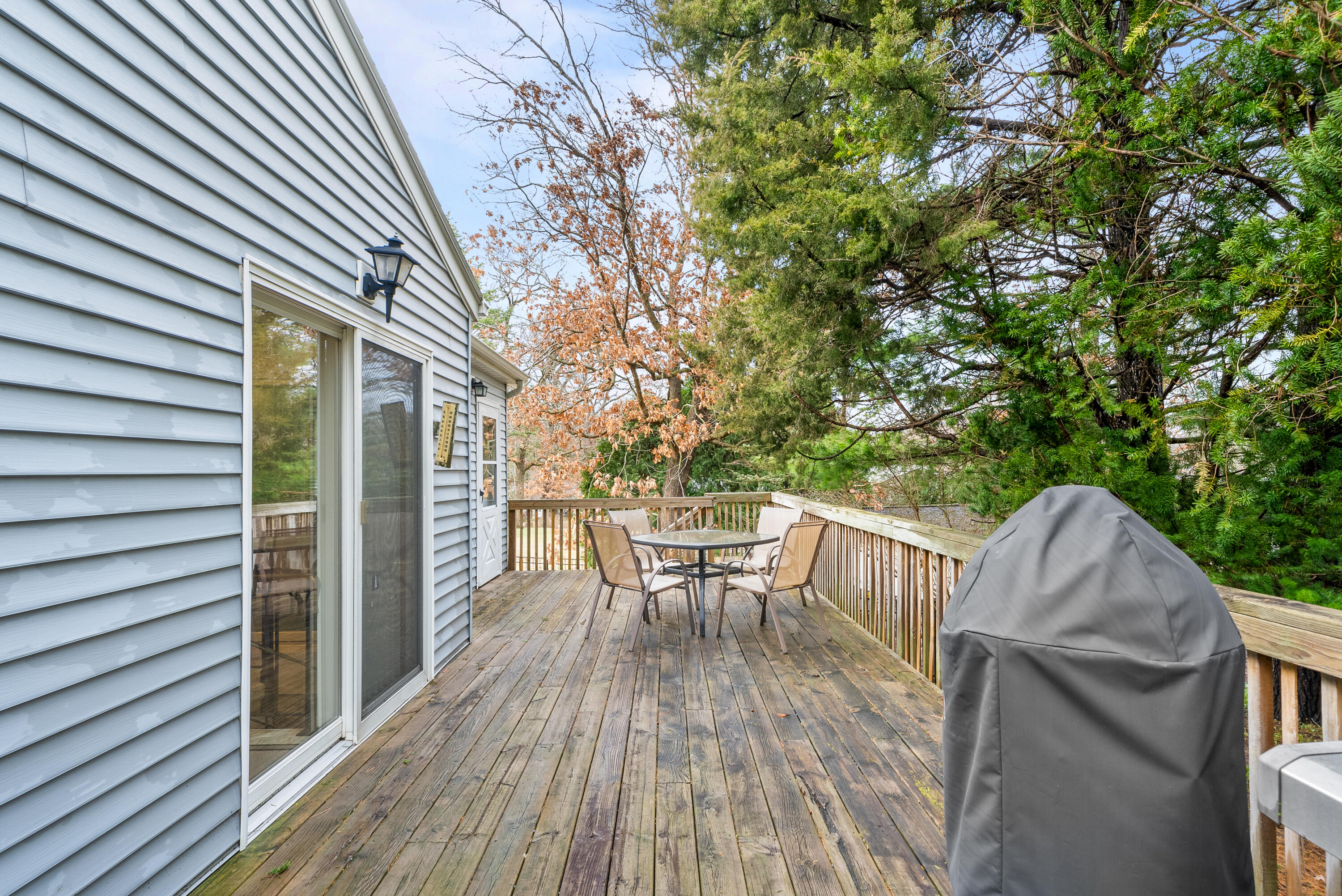 438 Sylvan Dr