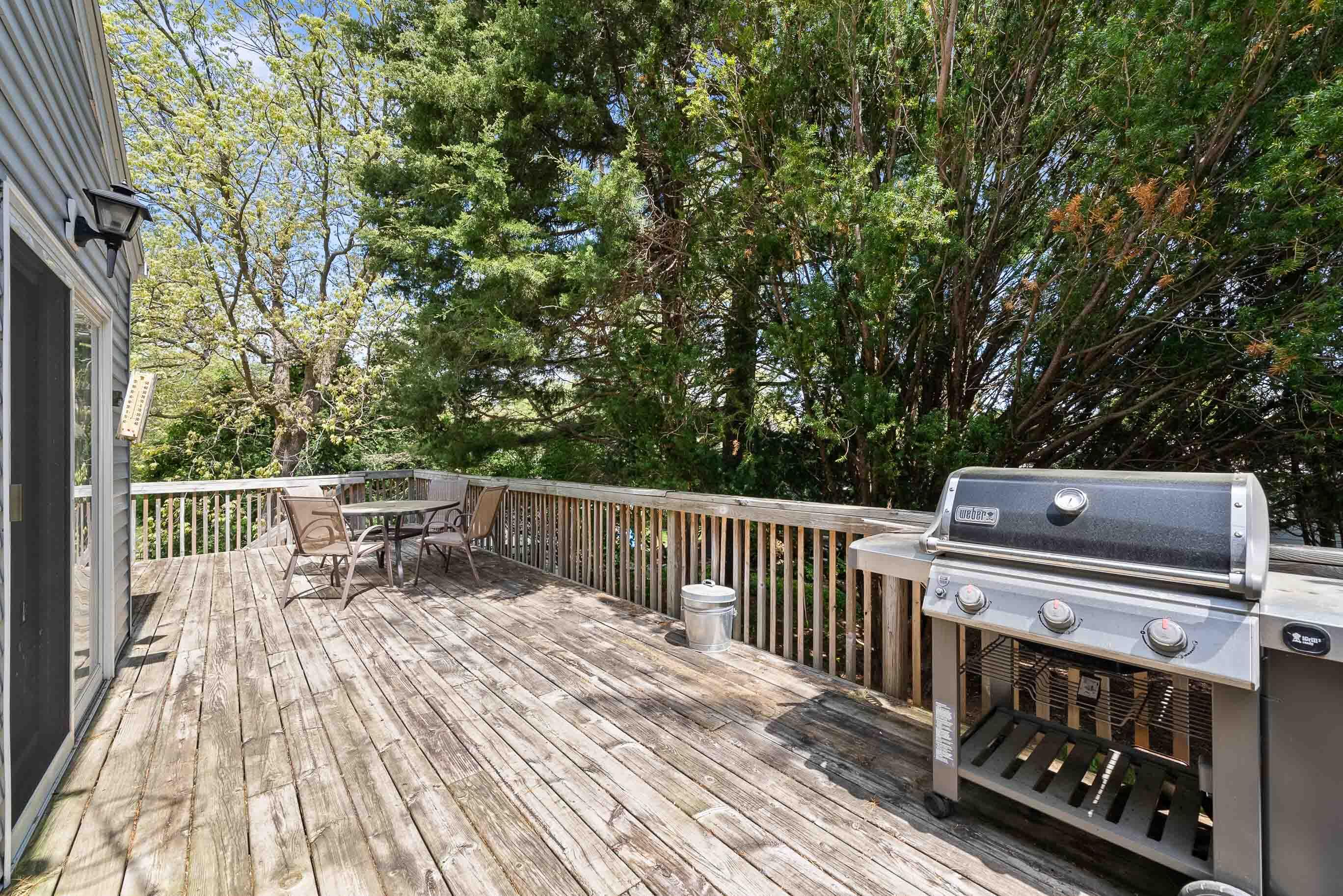 438 Sylvan Dr