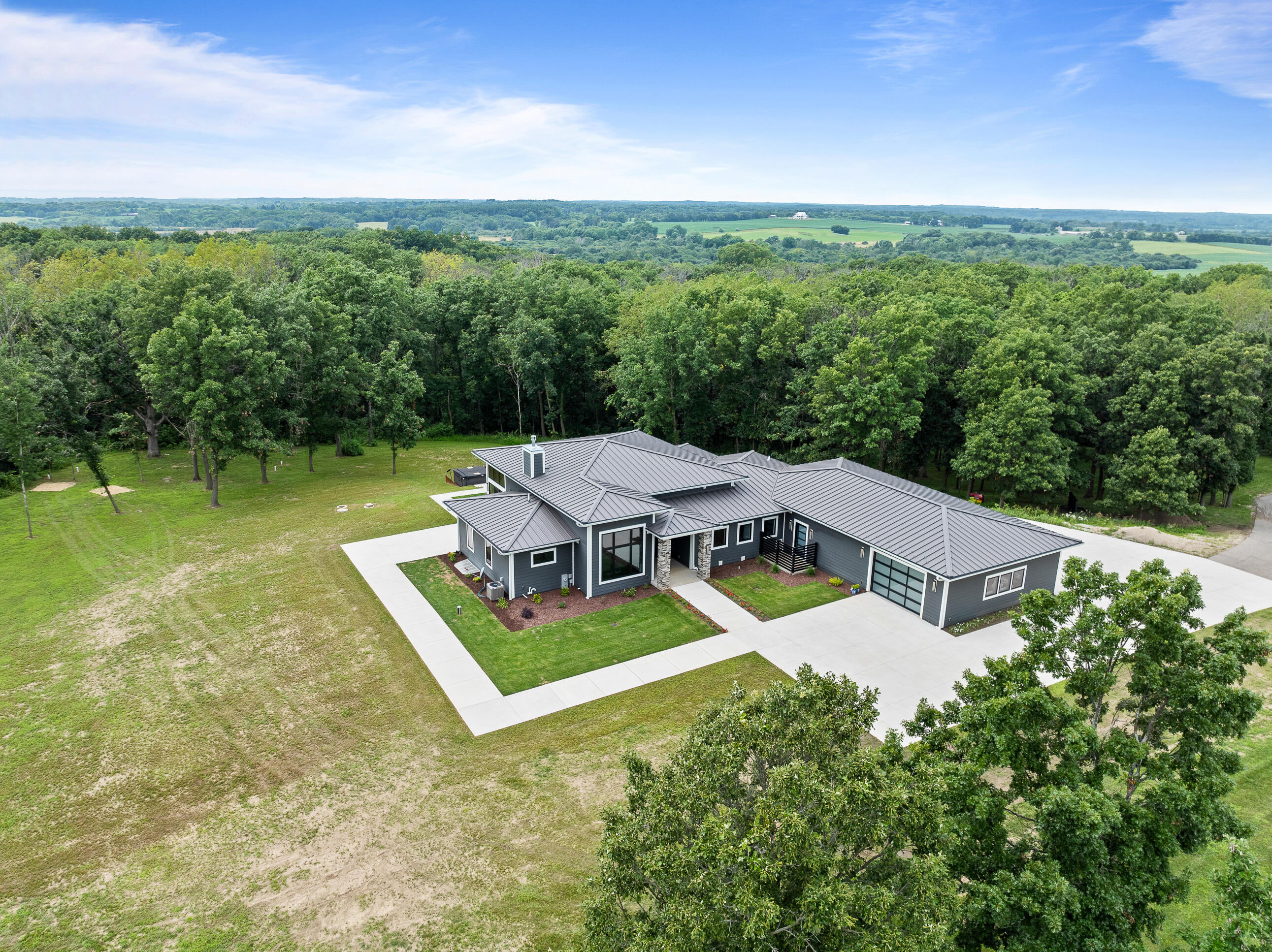 W3830 Scotch Bush Rd
