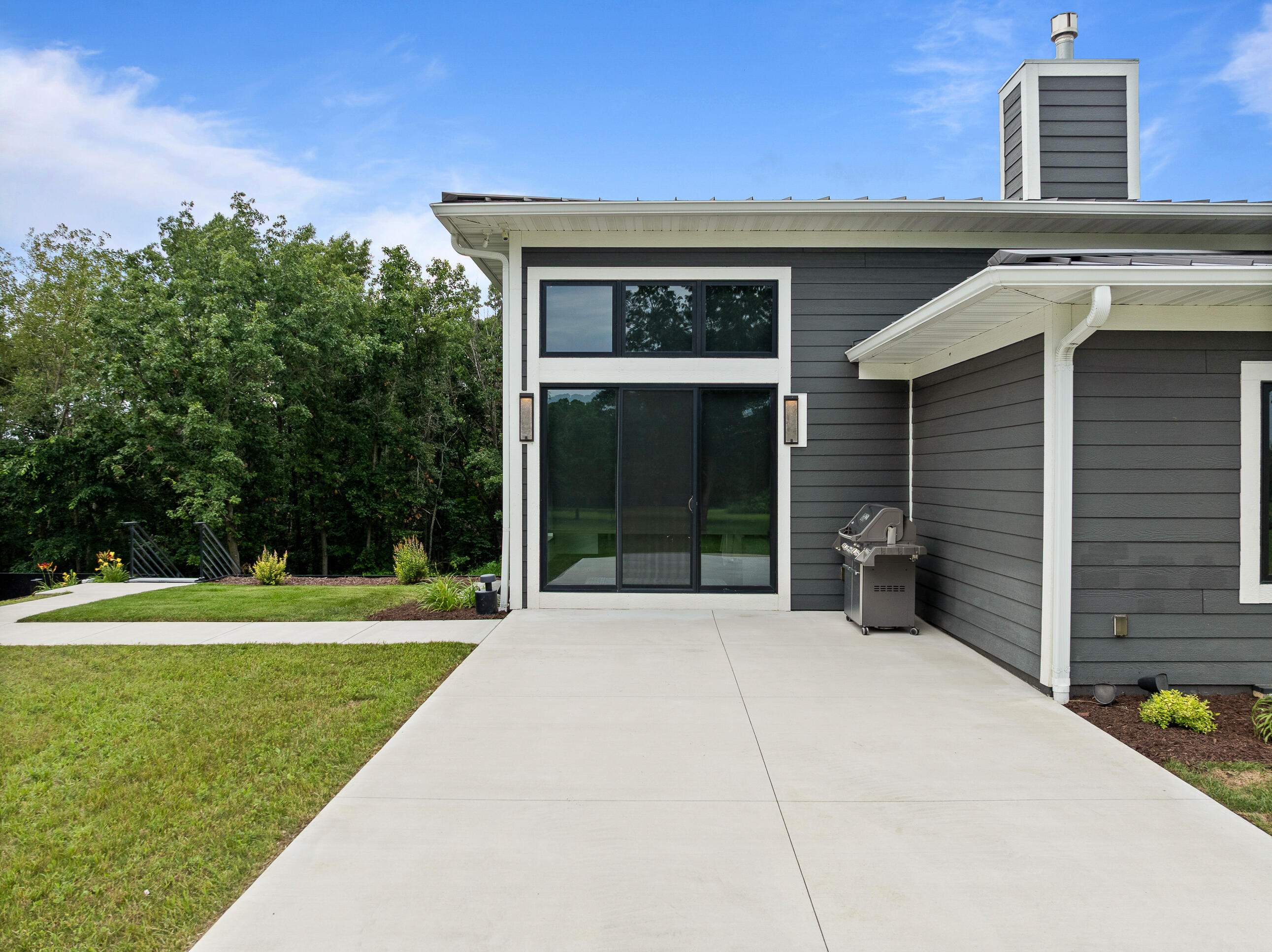 W3830 Scotch Bush Rd