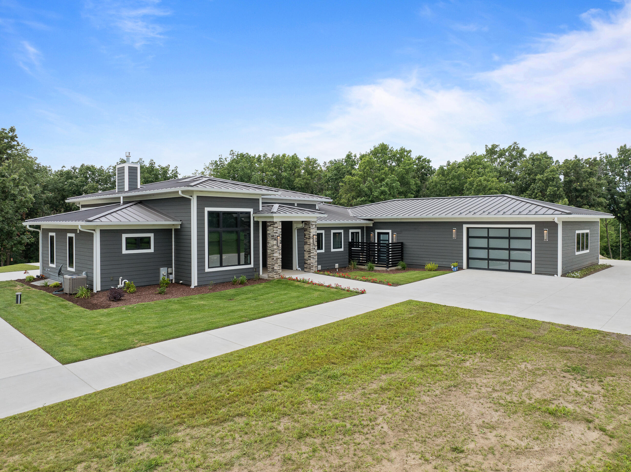 W3830 Scotch Bush Rd