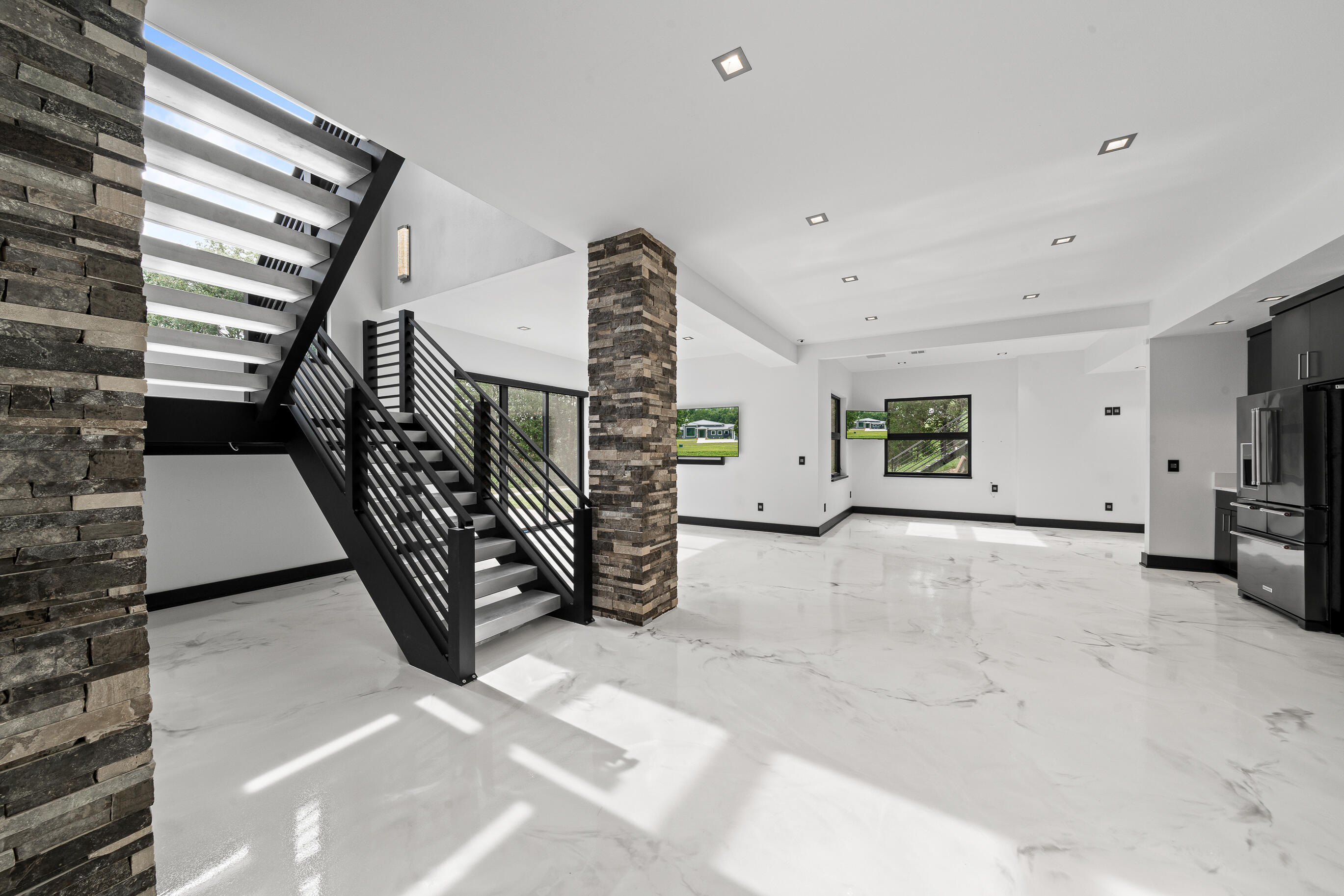 W3830 Scotch Bush Rd