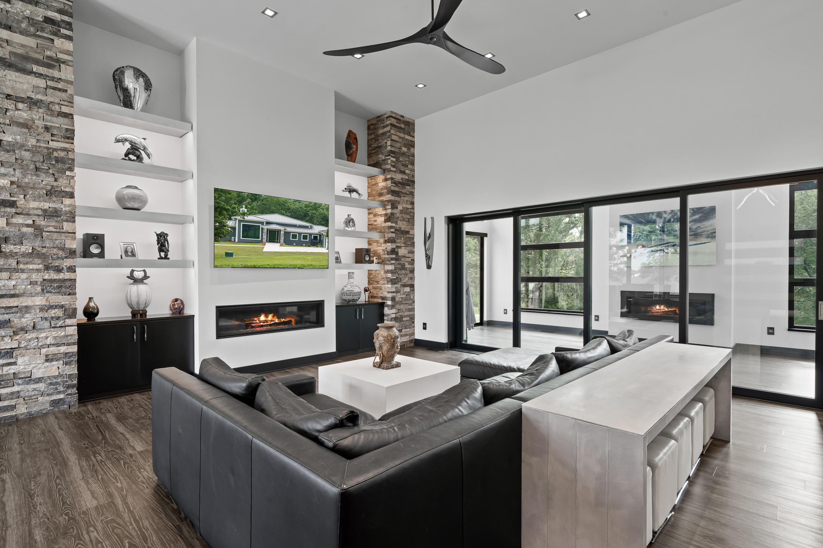 W3830 Scotch Bush Rd